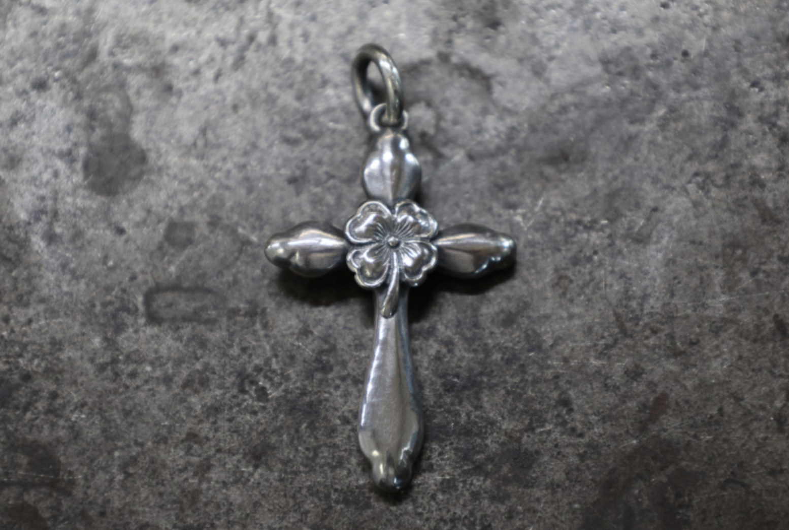 FC FCT-168 clover cross plain/SV clover