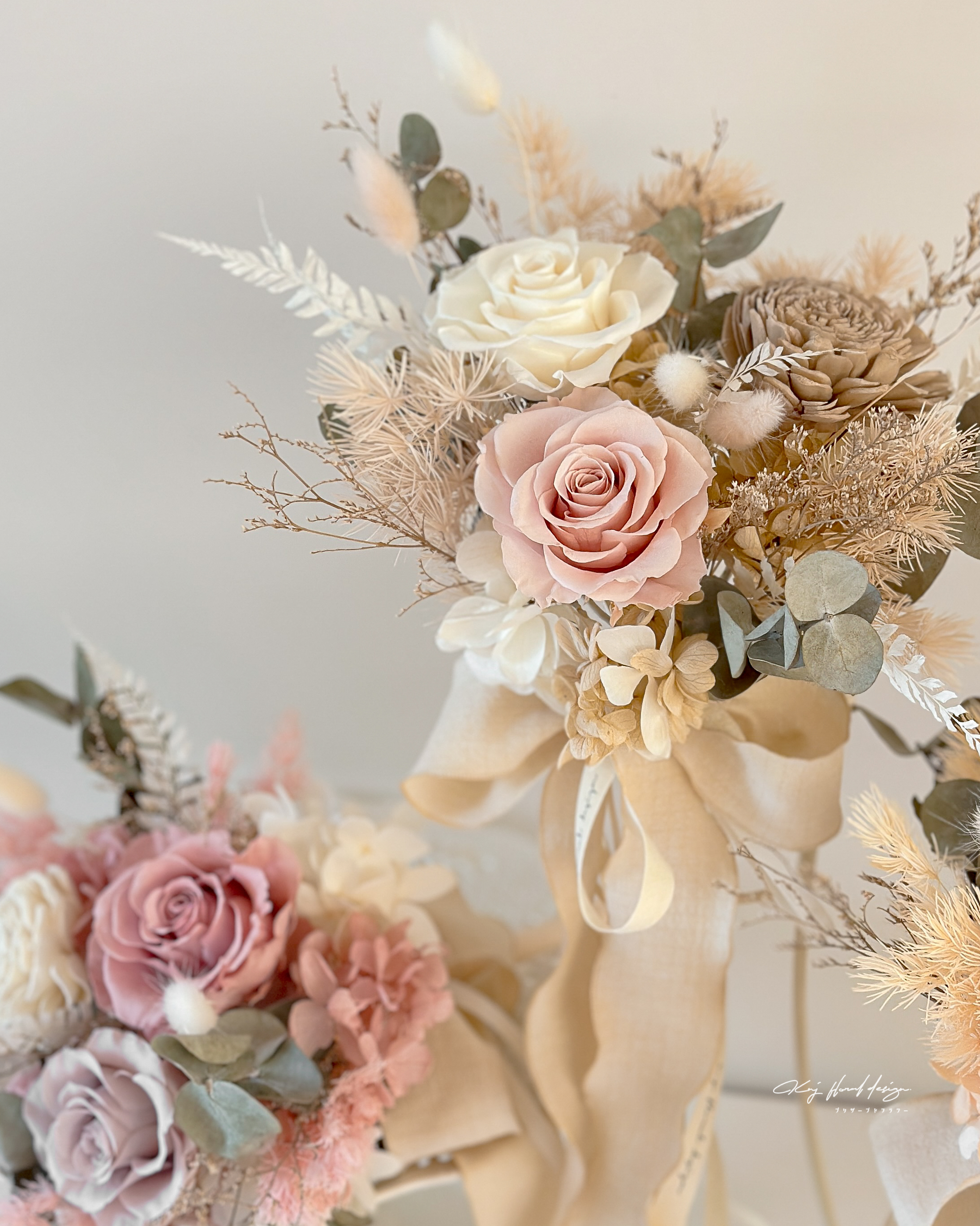 暖色系永生玫瑰手捧花（3款）