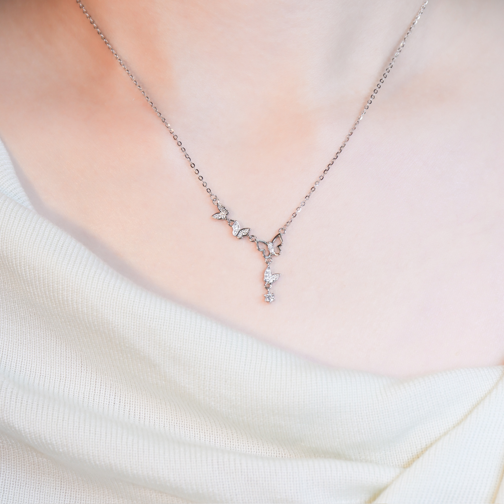 | 925純銀・白金 | 漫蝶趣項鍊 | NE1609 |