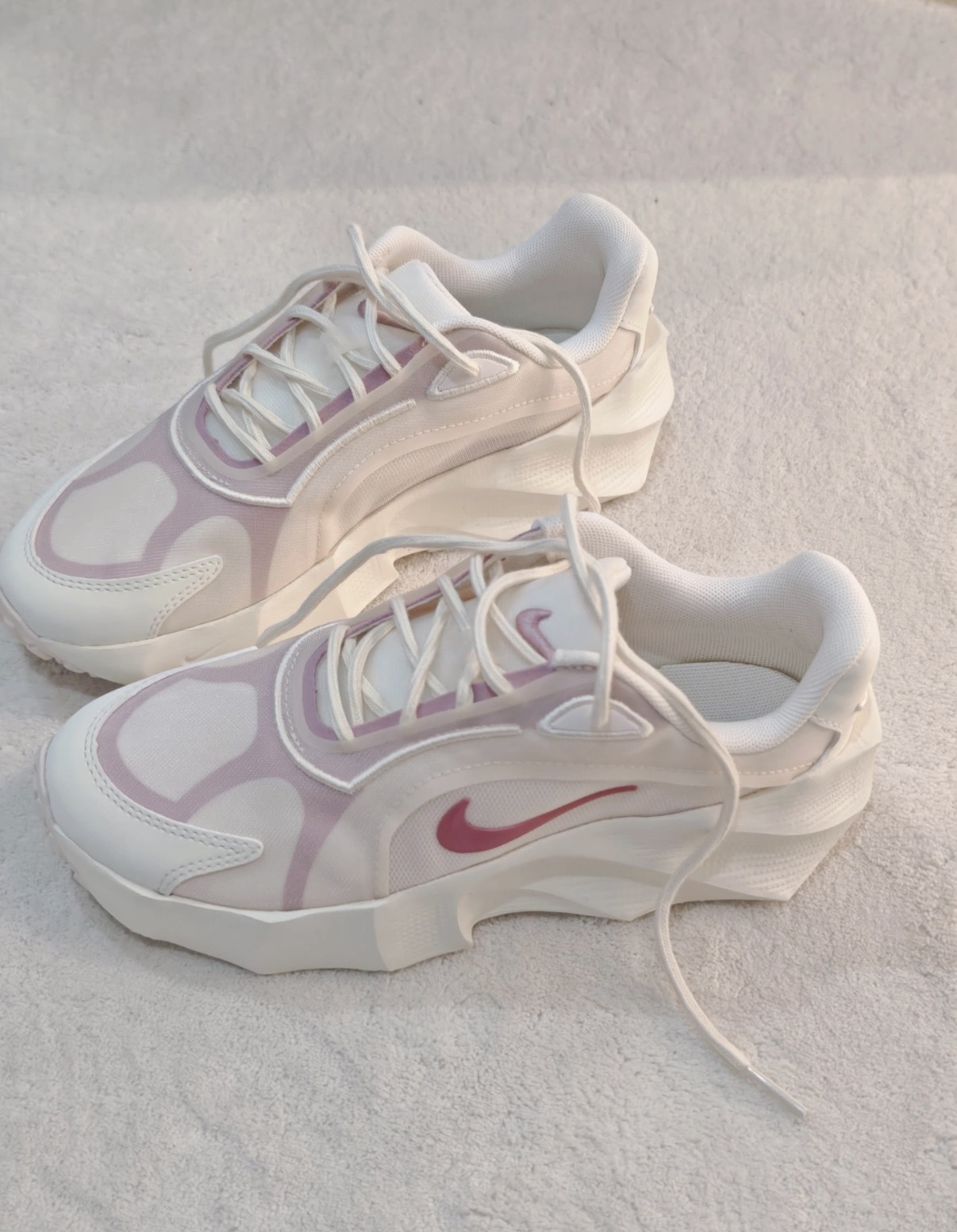 女鞋 NIKE W AURA EDGE 粉白 厚底 增高 網布 運動 休閒鞋【HQ7025-100】