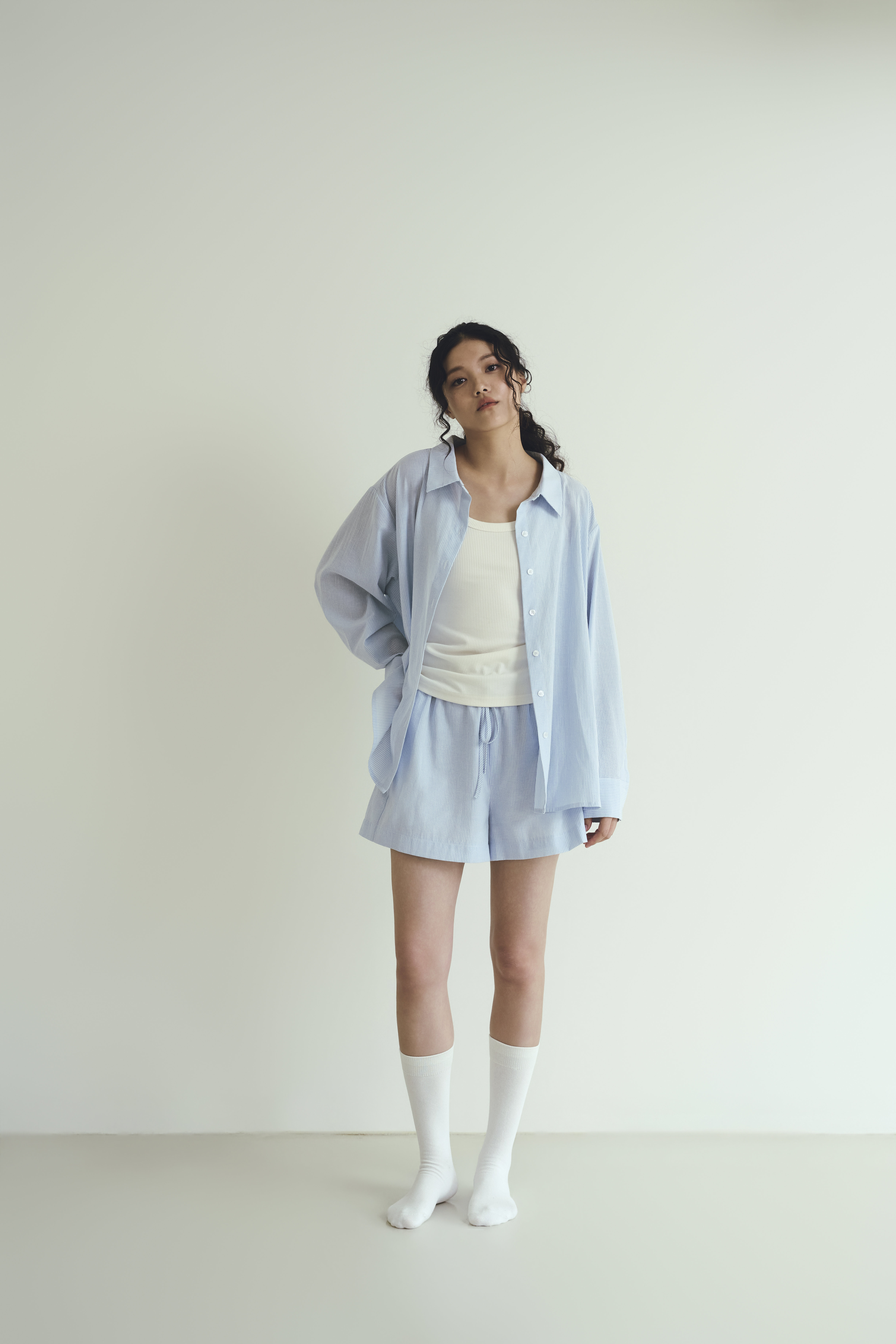 Gmade/海鹽氣泡條紋抽繩短褲-淺藍【S號4月底陸續出貨】