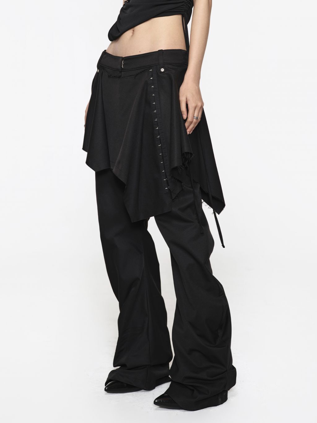 【現貨】Bootcut Hook Skirt Pants - Black