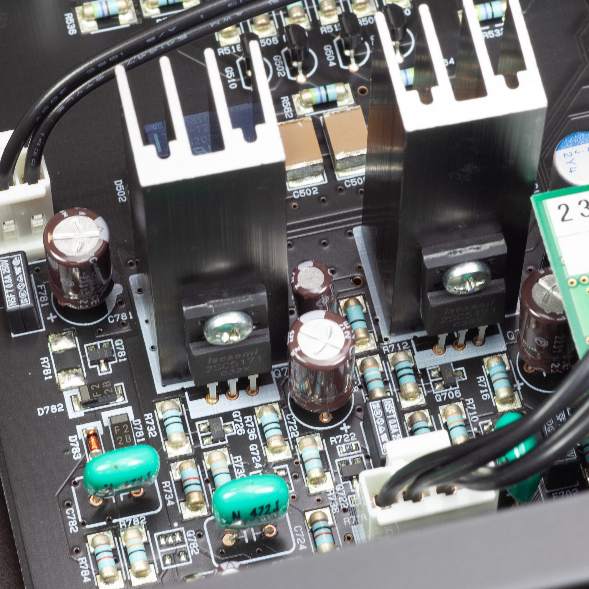 Soulnote Eight types of power supplies that use SOULNOTE's original high-speed discrete regulators