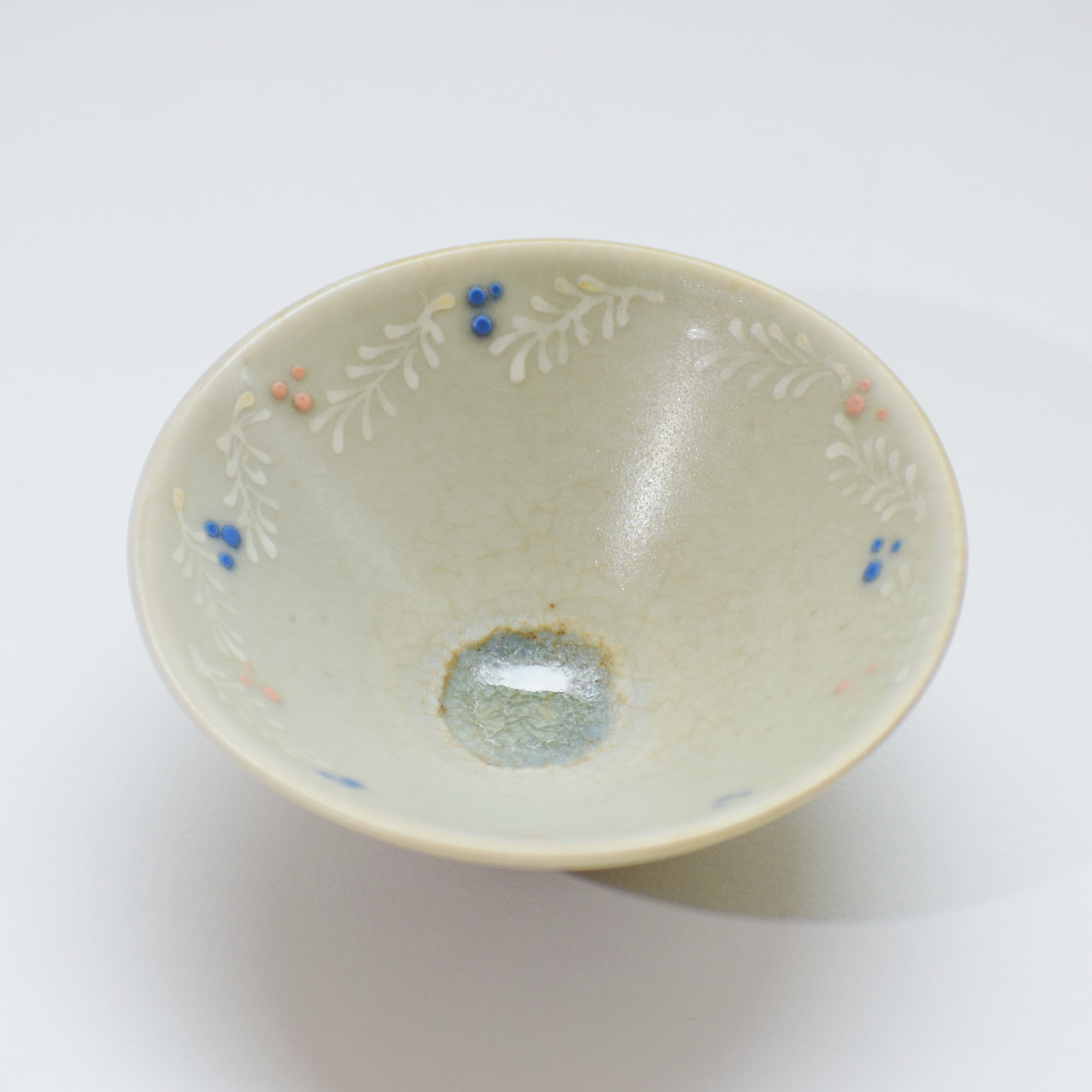 陶藝家 欒波 窯火共生 · 柴燒手繪碎花茶盞