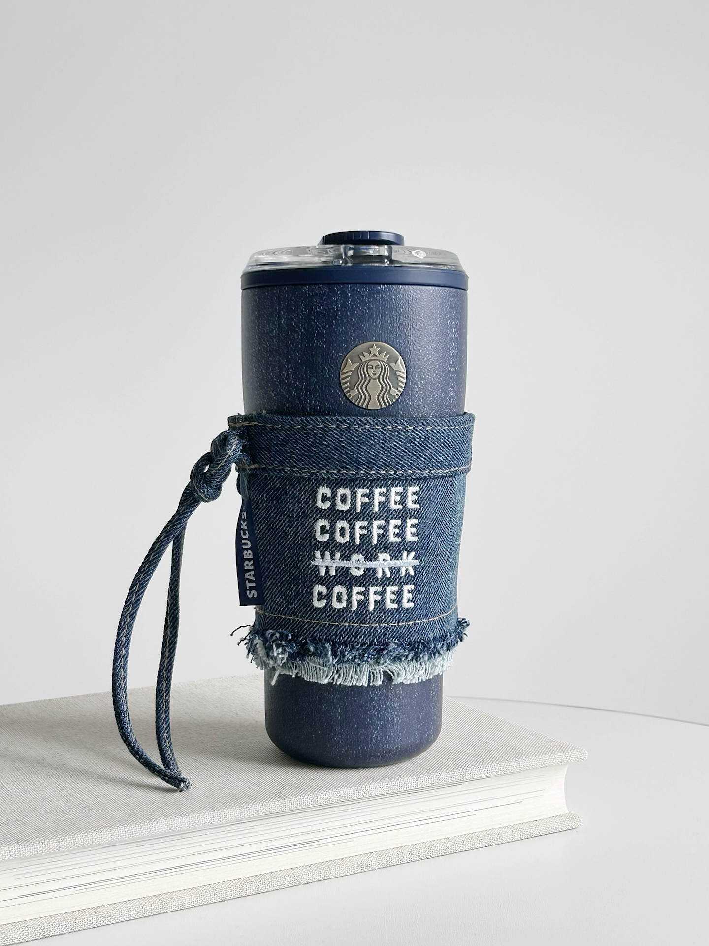 代購-Starbucks星巴克 丹寧星咖系列 保溫杯 （含杯套） 牛仔藍 620ml