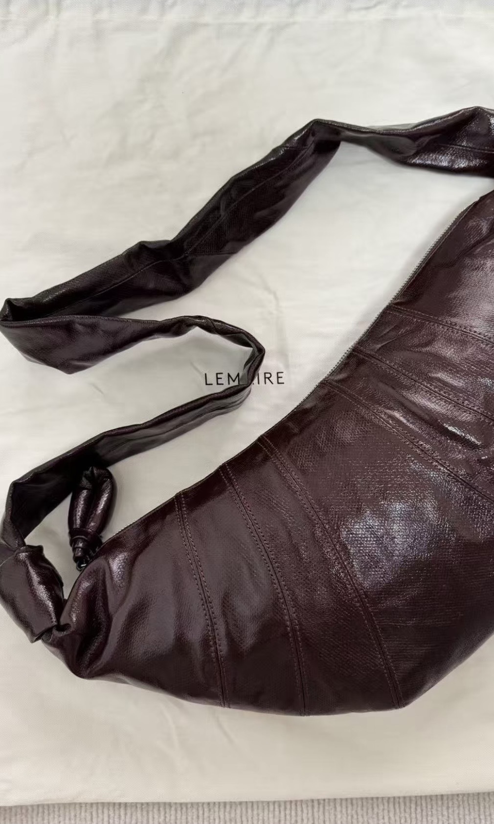 Lemaire Croissant 中號牛角包 朱古力色