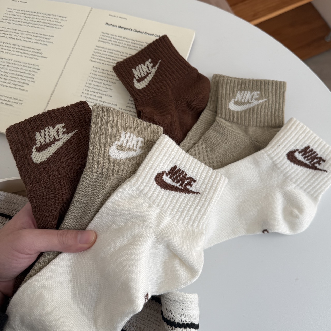 NIKE 奶油可可色系 運動短襪  一組三入