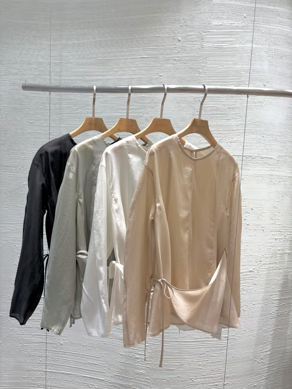 2B6008 優雅珠光感前頁上衣