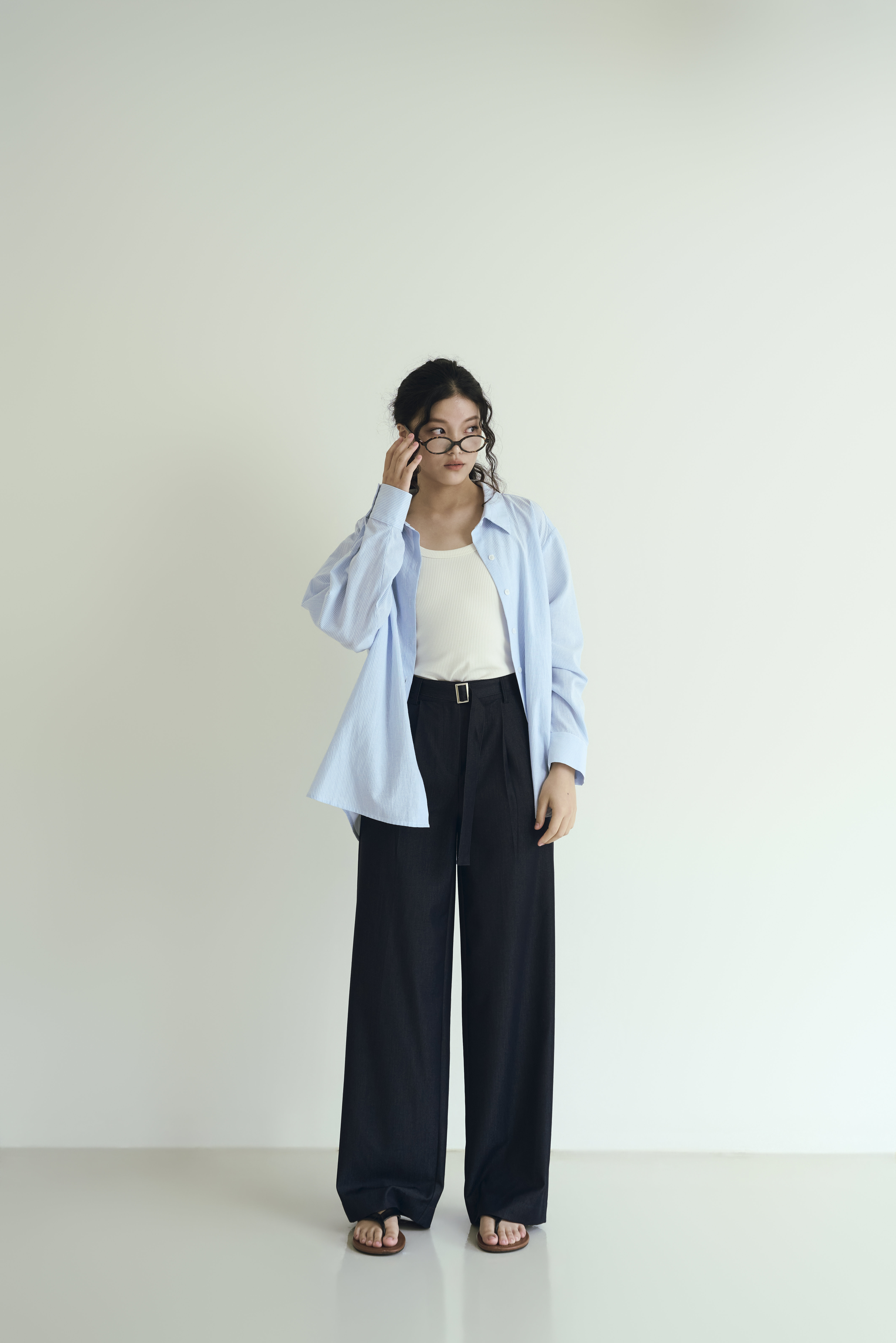 【3月底陸續出貨】Gmade/扎實手感彈性圓領畫布背心-白