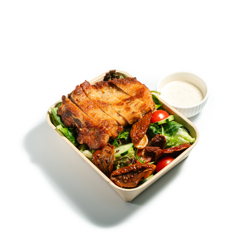 西凱撒·烤豬扒·油浸蕃茄·菜沙律