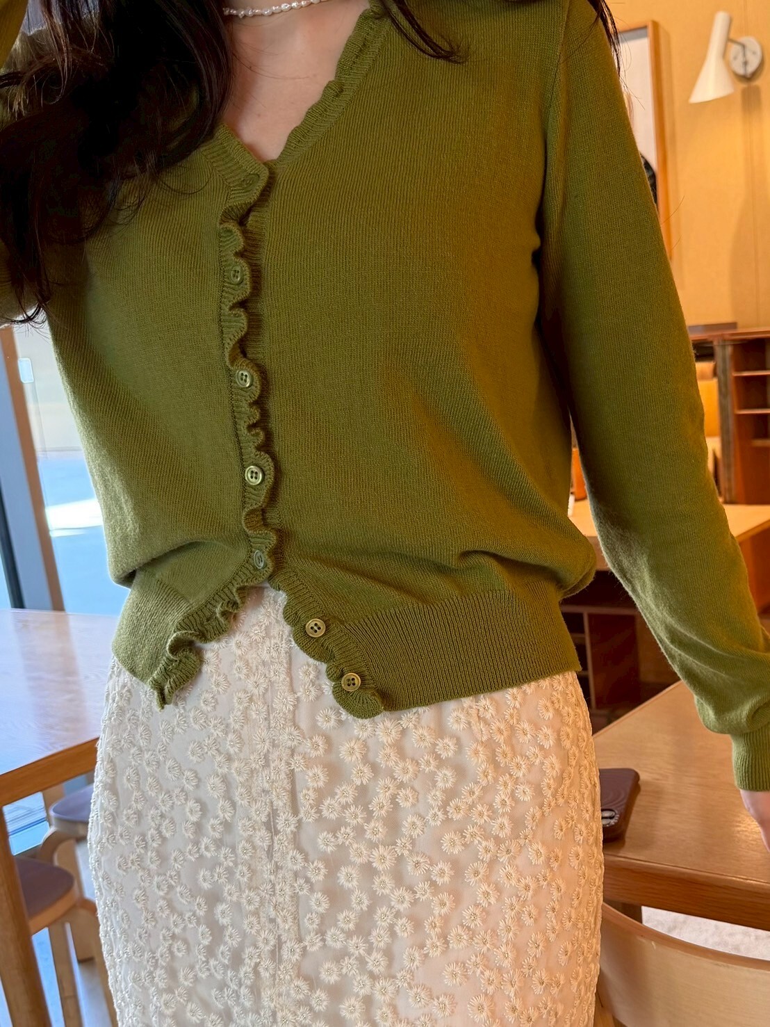 CC38 小花邊V領排扣外搭上衣