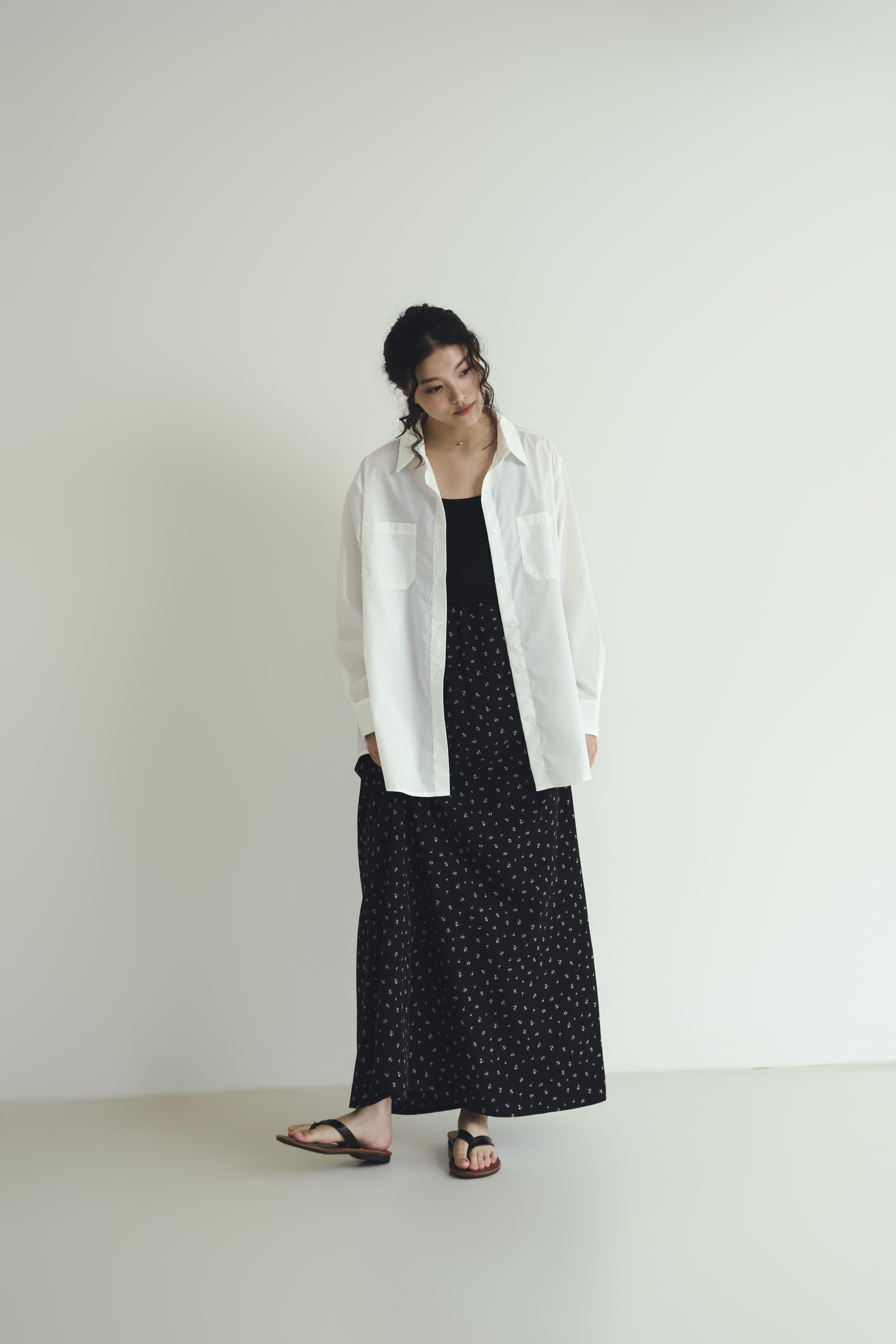 Gmade-經典中的經典 高級感素面白襯衫-白