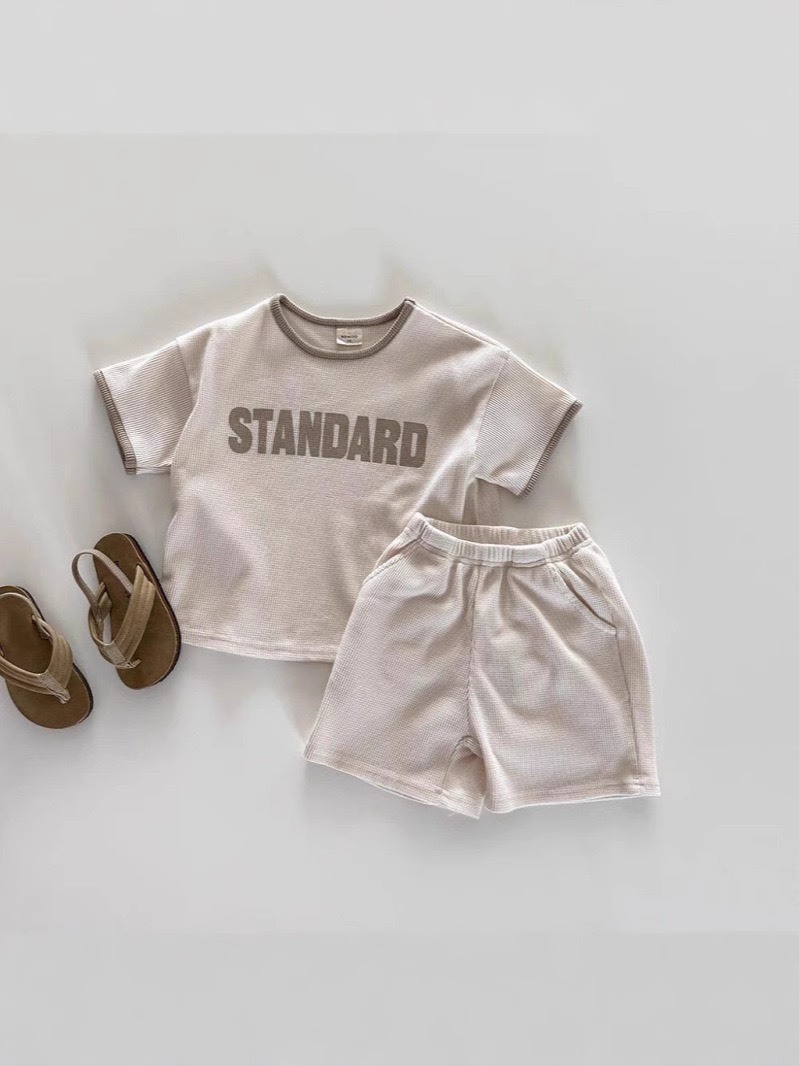 簡約英字短袖套裝