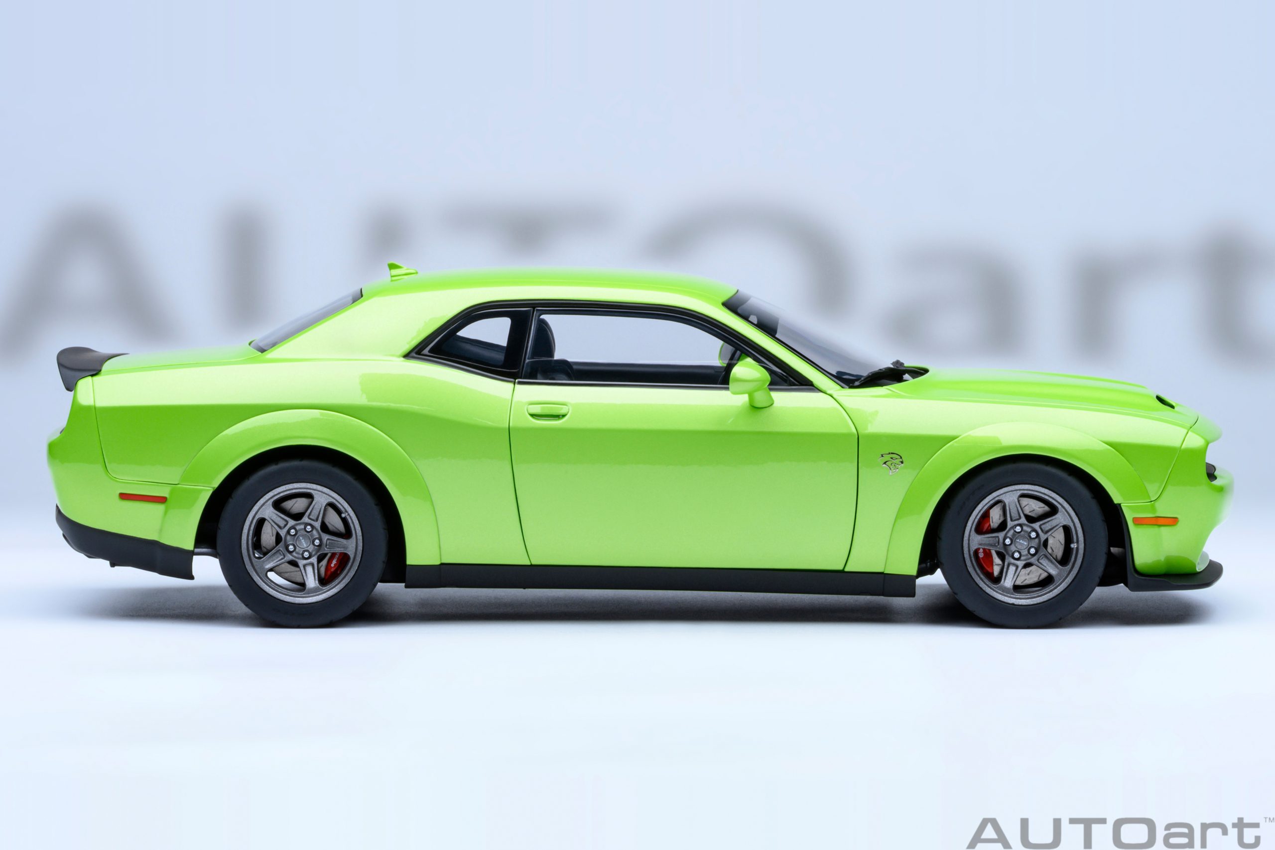 1/18 AUTOART Dodge Challenger SRT Superstock 2023 (Sublime) (71769)