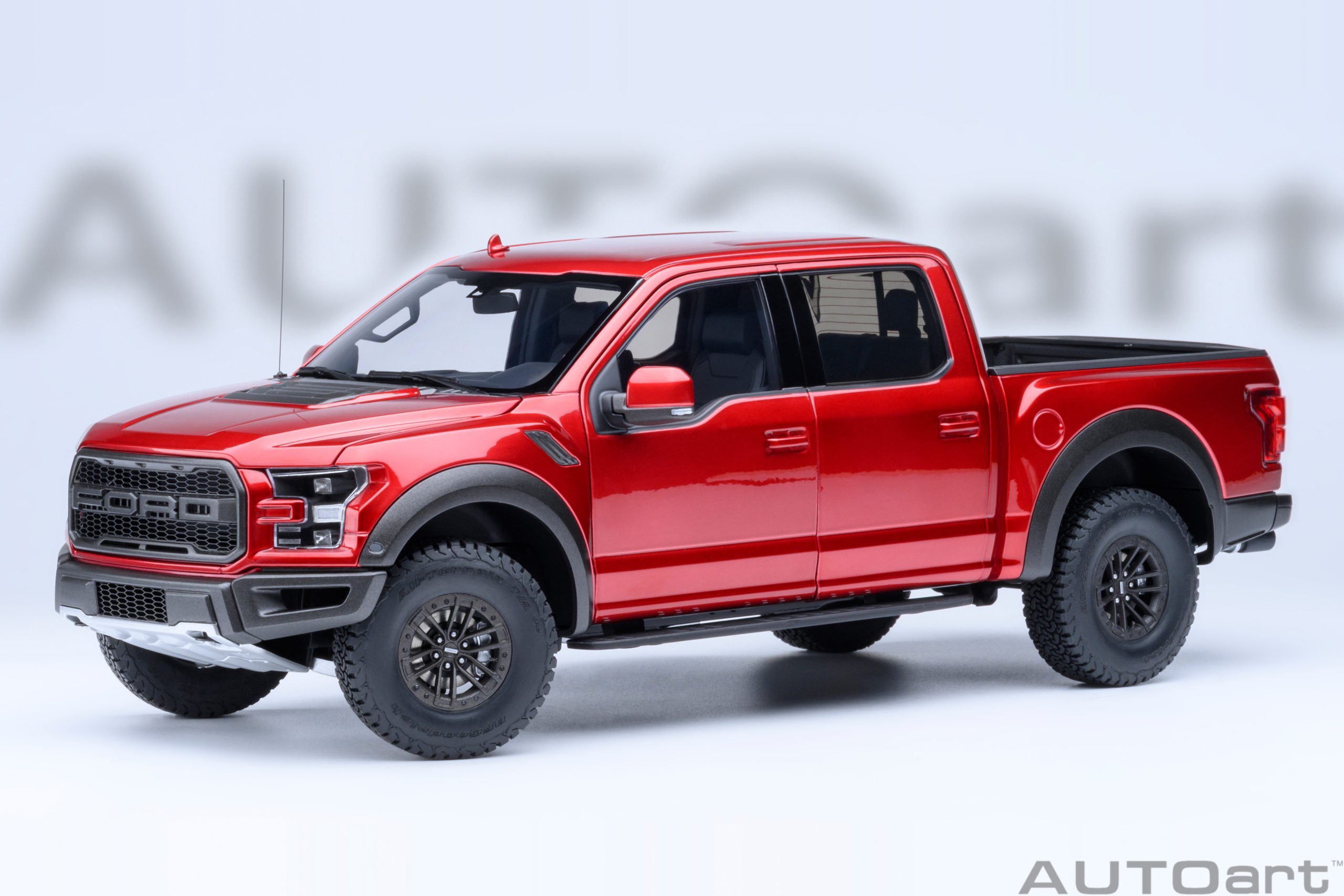 1/18 AUTOART Ford F-150 Raptor Supercrew 2019 (Ruby Red) (72948)