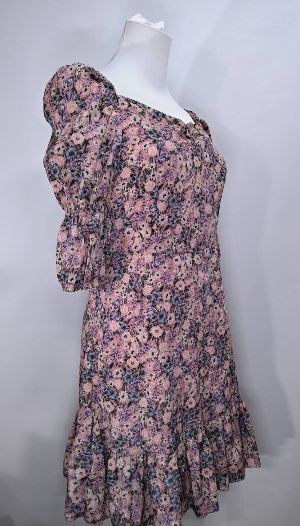 法式浪漫碎花方領蓬蓬袖連身裙 C369