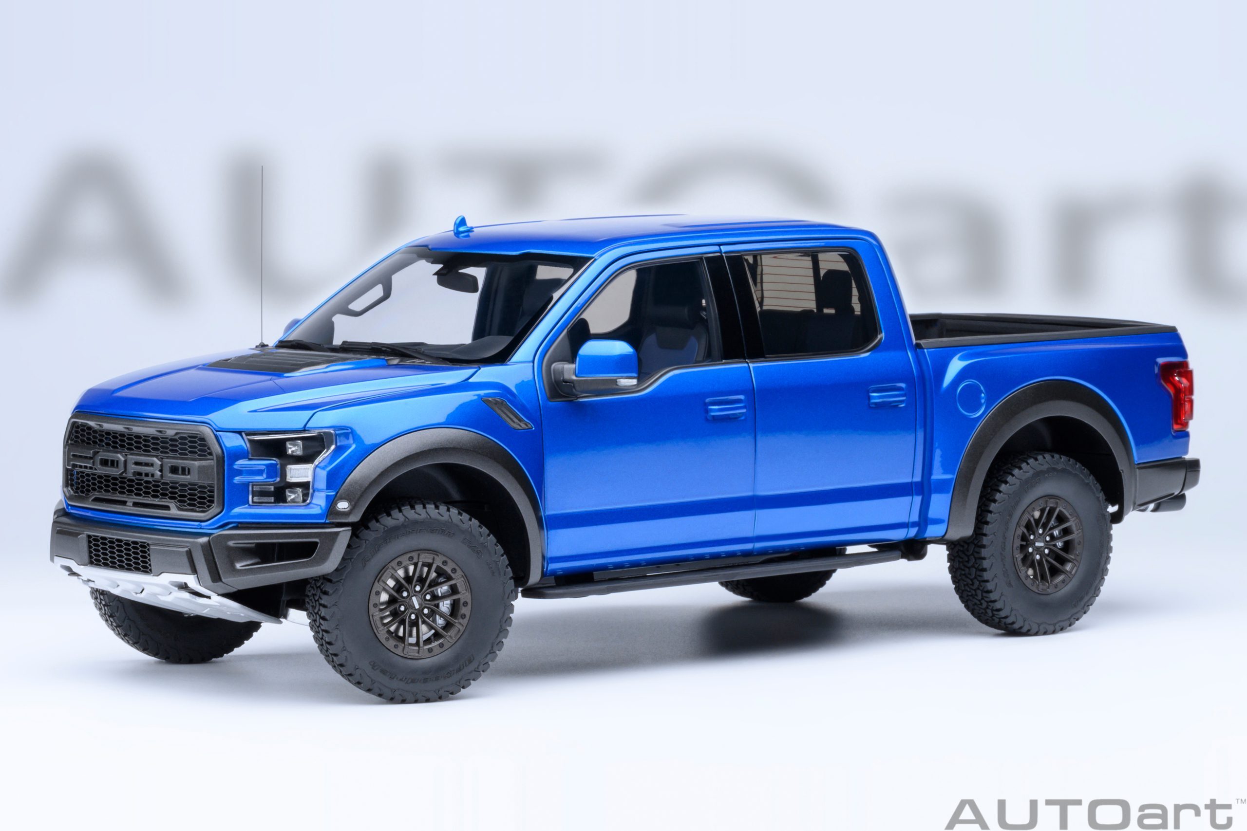 1/18 AUTOART Ford F-150 Raptor Supercrew 2019 (Velocity Blue) (72949)