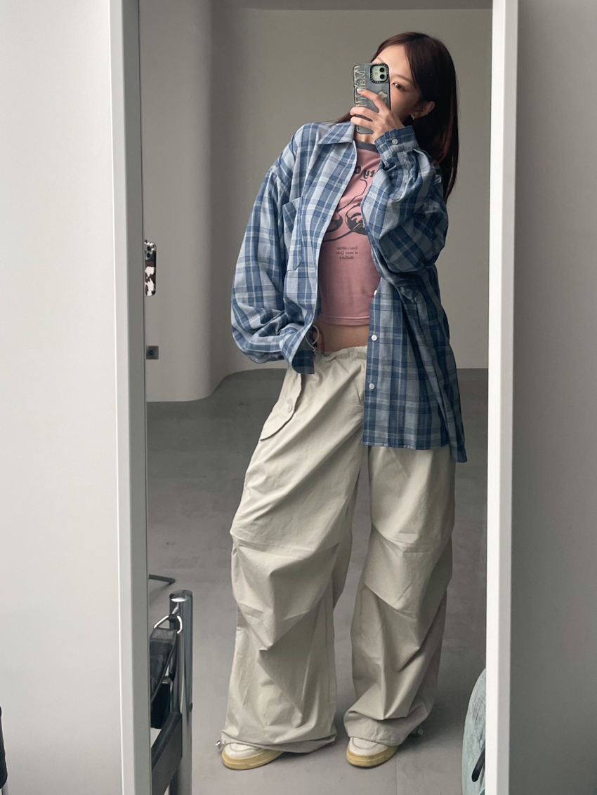 elastic waist knee ruched cargo trousers in LIGHT GRAY