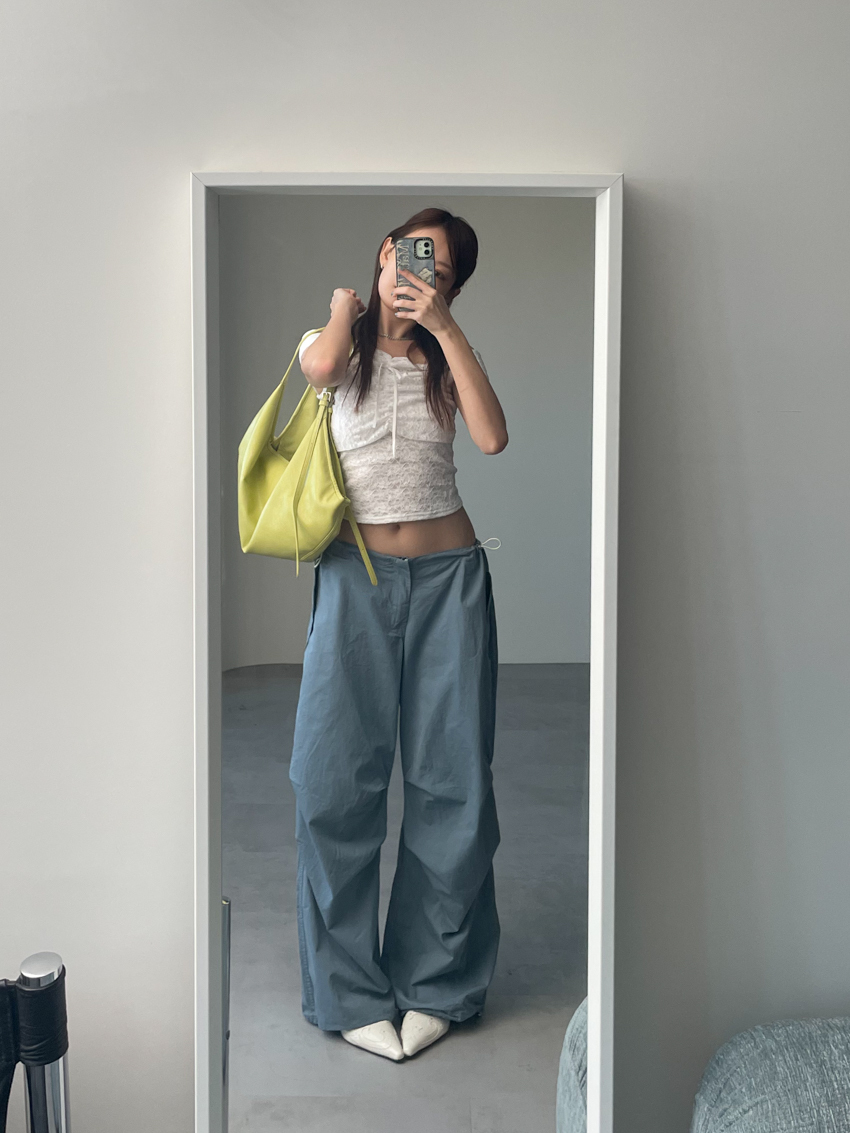 elastic waist knee ruched cargo trousers in BLUE