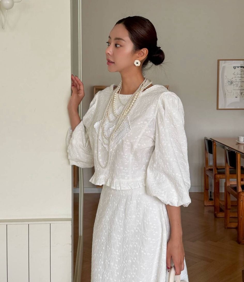 CT03  胸 38 長18 / 腰 27-34  hip46 長 31 $1099 (一口價)