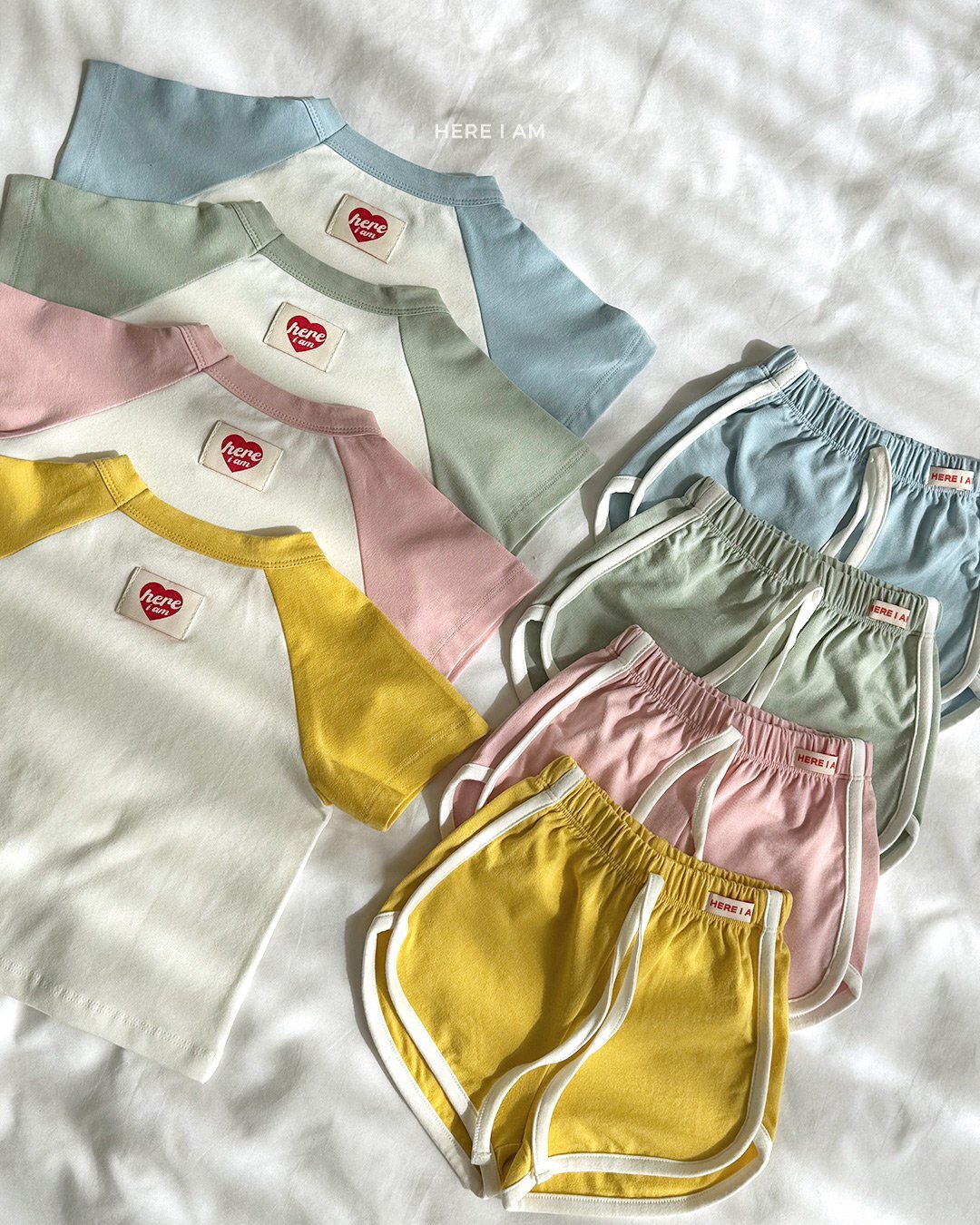 Here I Am 經典日常套裝