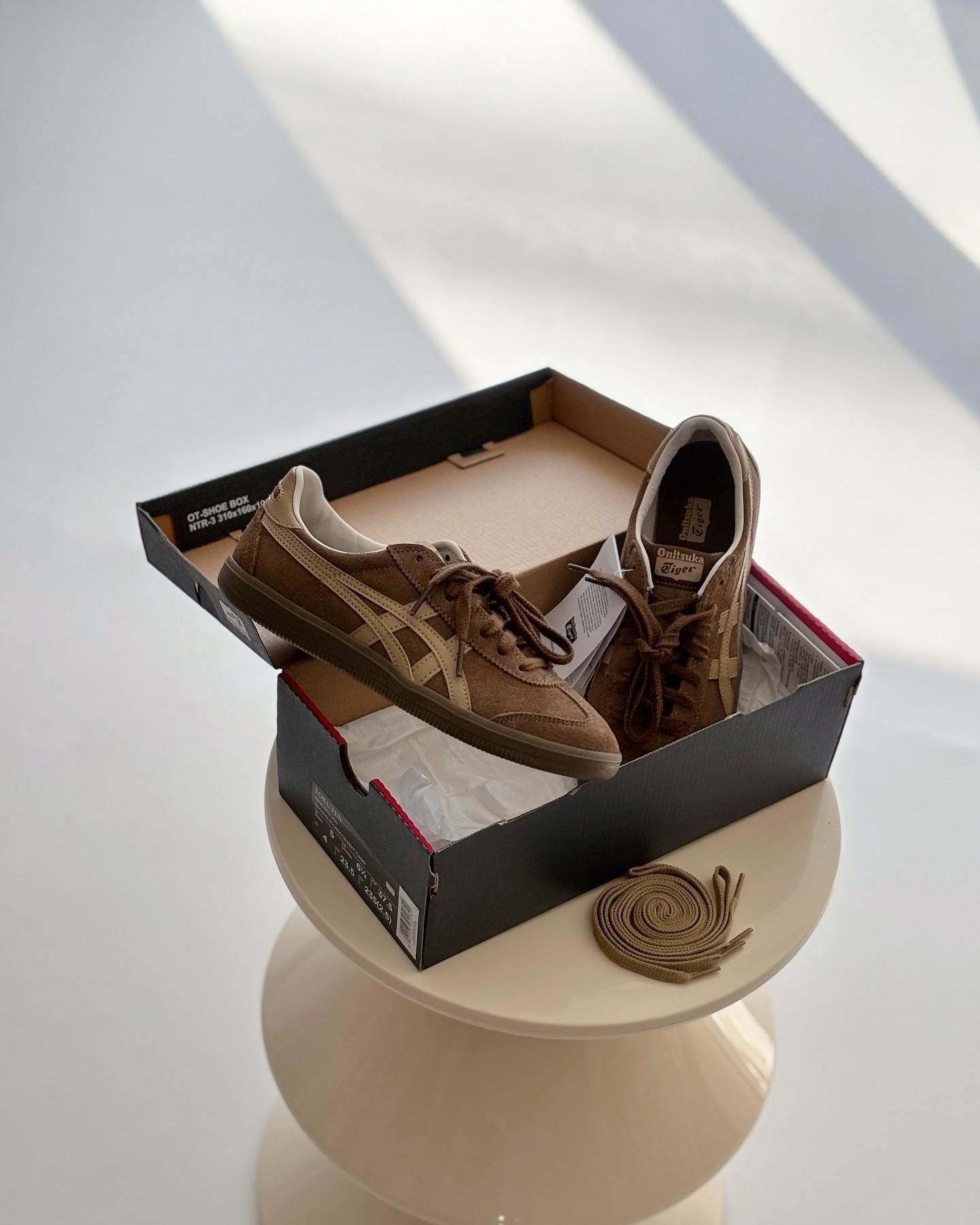 どら Onitsuka Tiger Tokuten 焦糖棕美拉德鬼塚虎復古德訓鞋1183C562-200