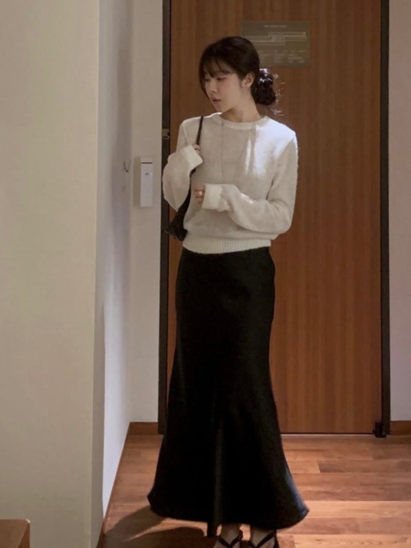 Elena 氣質緞面魚尾裙 [ 2色 / S,M ]