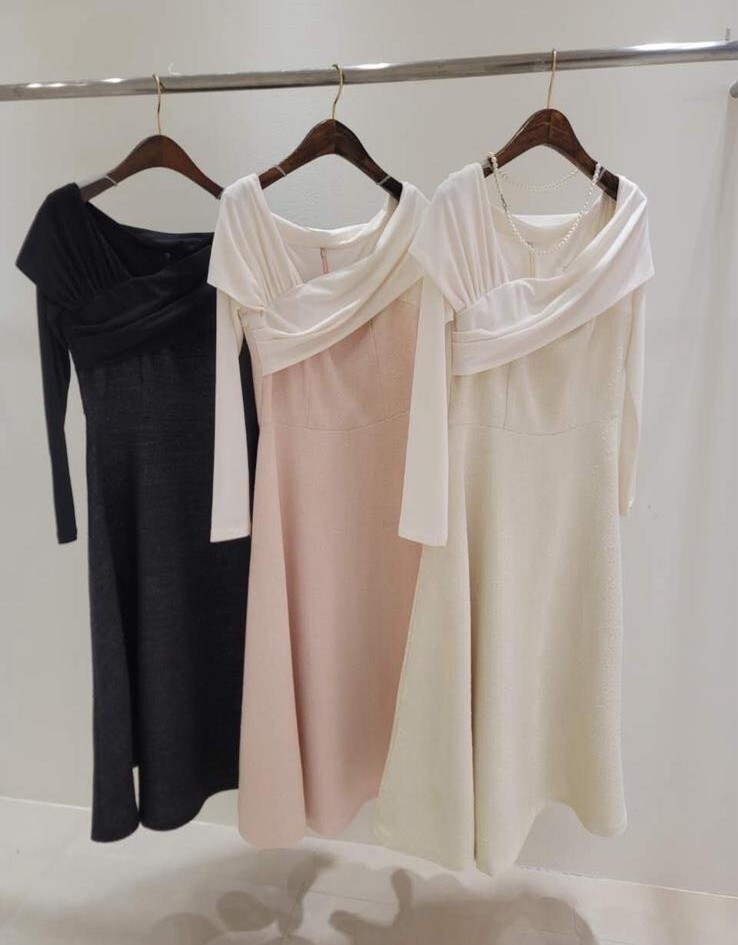 CT11 S:胸 35 腰 28 hip 46 長 45.5  / M:胸 37 腰 30 hip 48 長46  $899 (一口價)