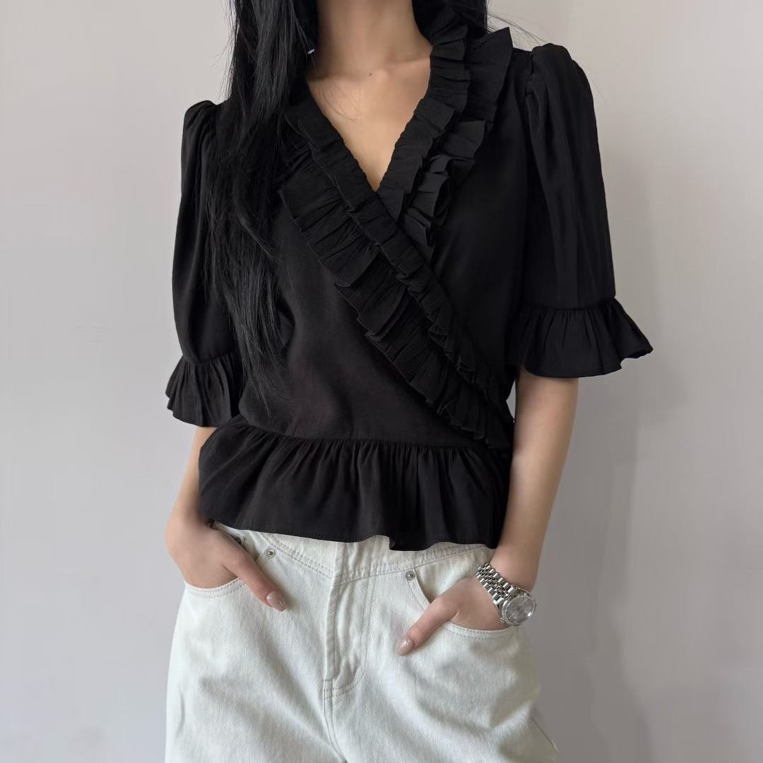 交疊V領荷葉滾邊側綁帶澎澎袖上衣 / 2色