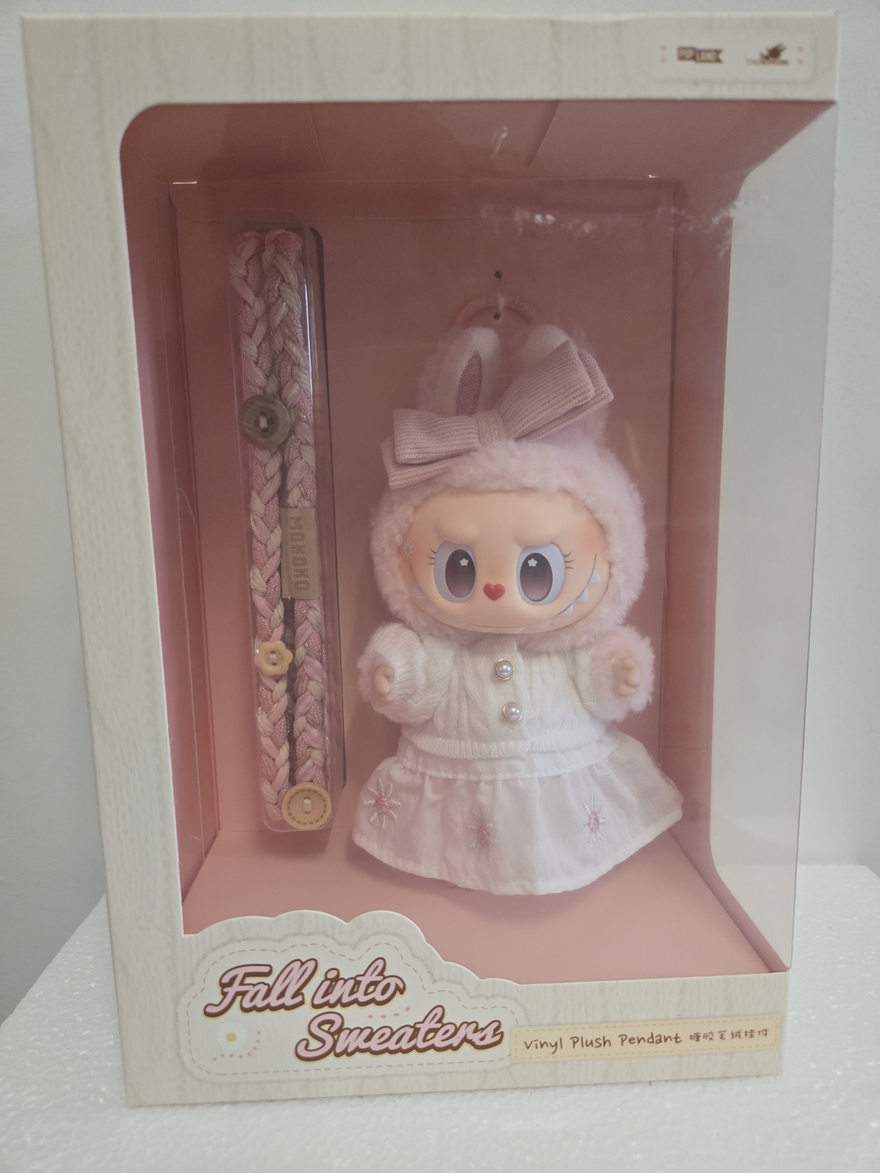 POPMART THE MONSTERS MOKOKO FALL INTO SWEATERS(59006-3P1)