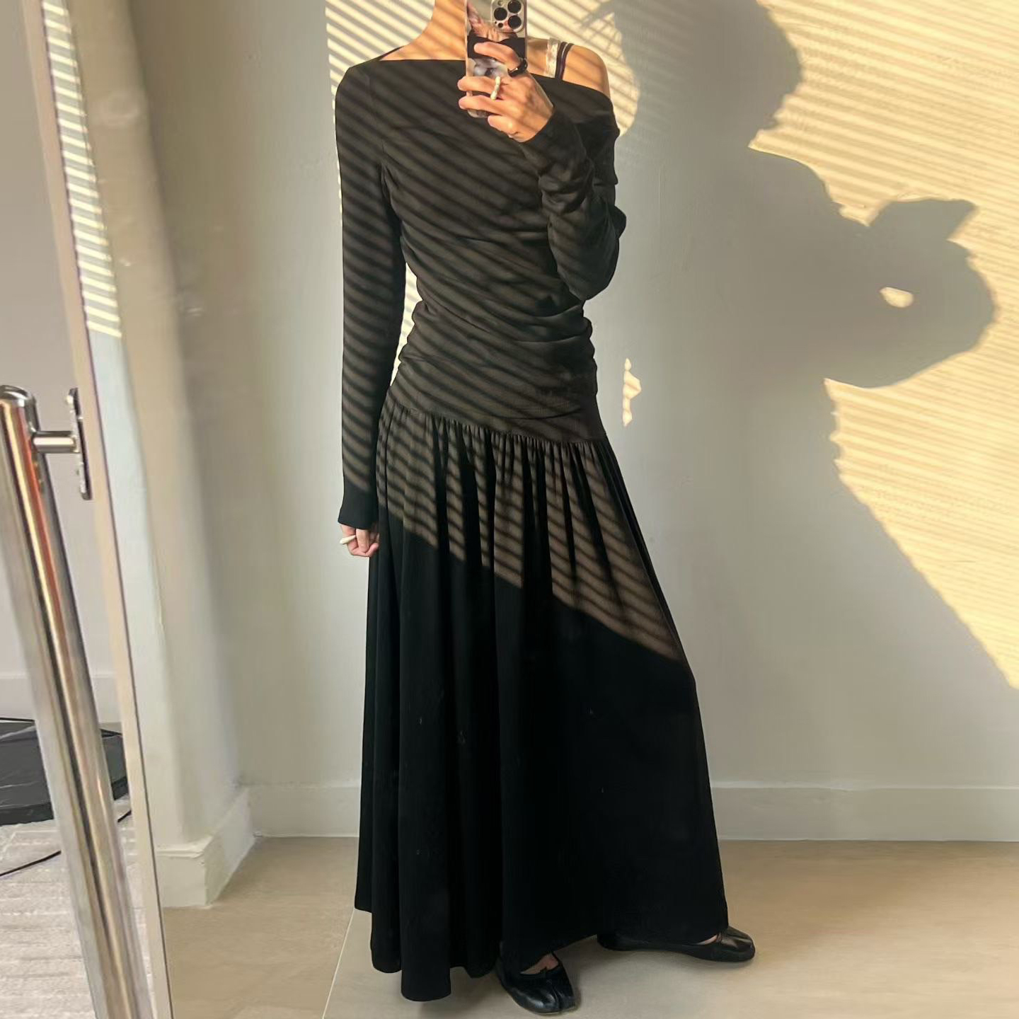 抓摺感單邊露肩造型上衣+長裙SET / 2色