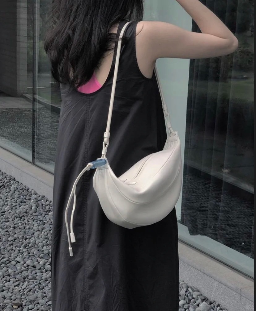 #預購 🇰🇷韓國 Archivepke Fling Bag 大款 餃子包 肩背包