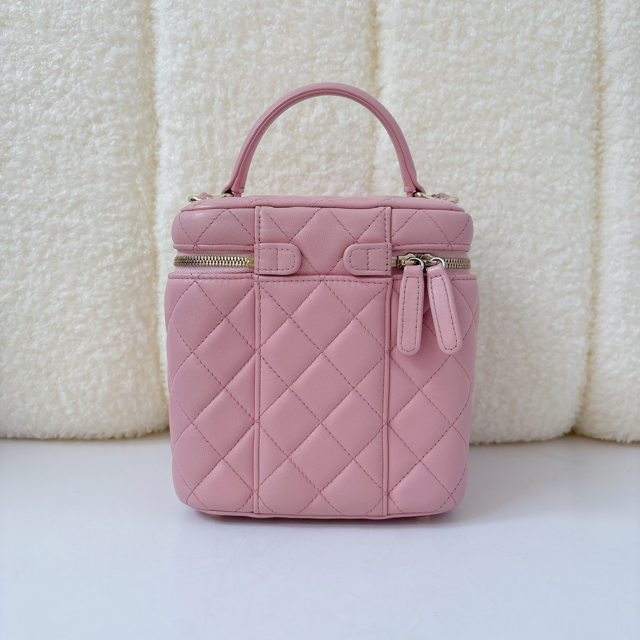Chanel Vanity Case - Pink / GHW