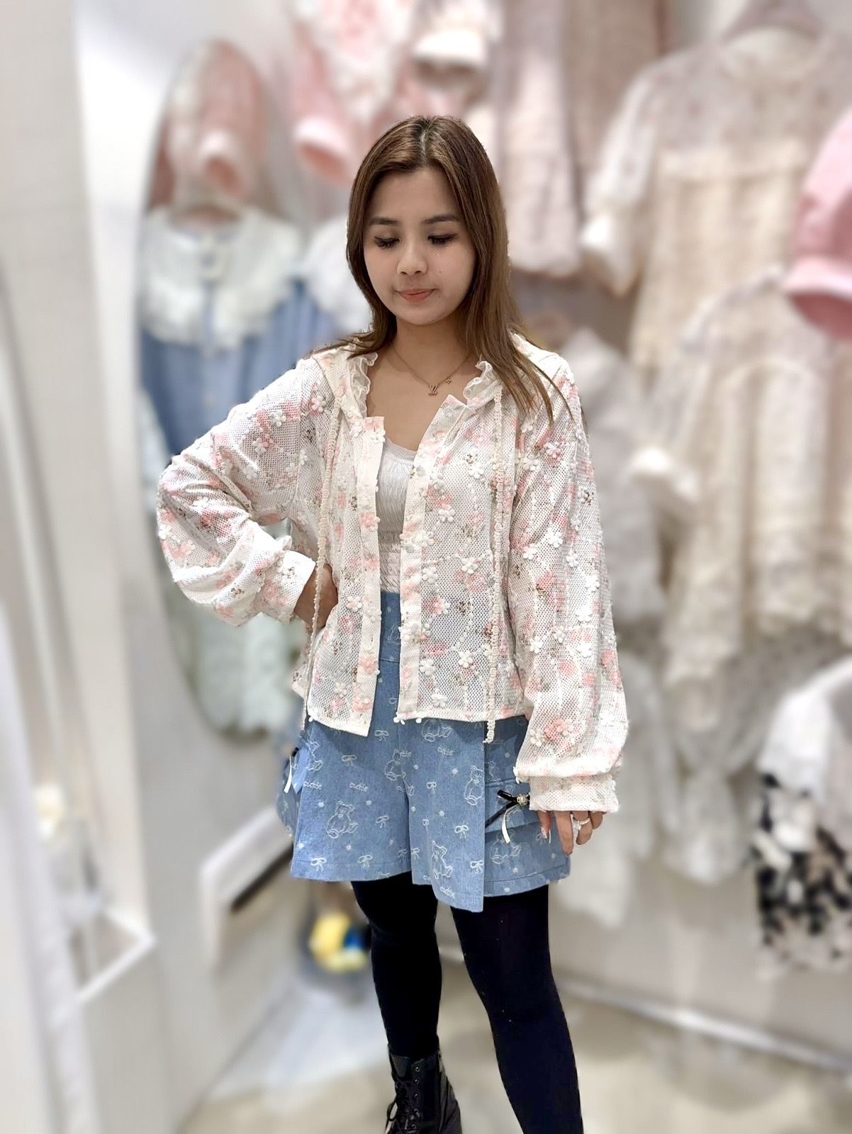 Y102 胸42-48 長20 $499 (一口價)