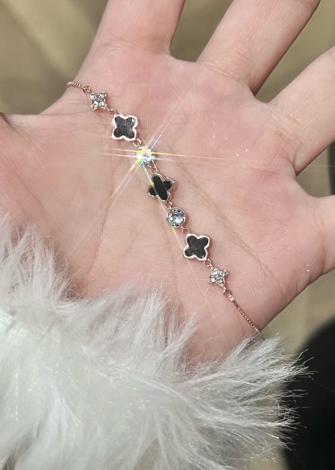 <女孩禮物首選> Liyi99 Swarovski 施華洛世奇水晶 四葉草手鍊 輕奢爆閃 高級感