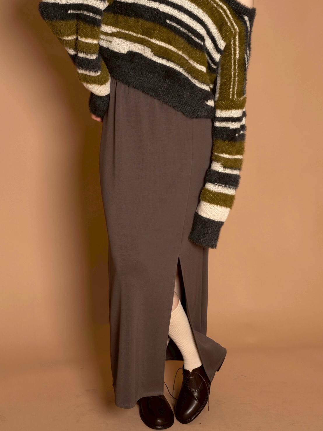 裸穿感的開衩雲朵裙/3色均碼/咖