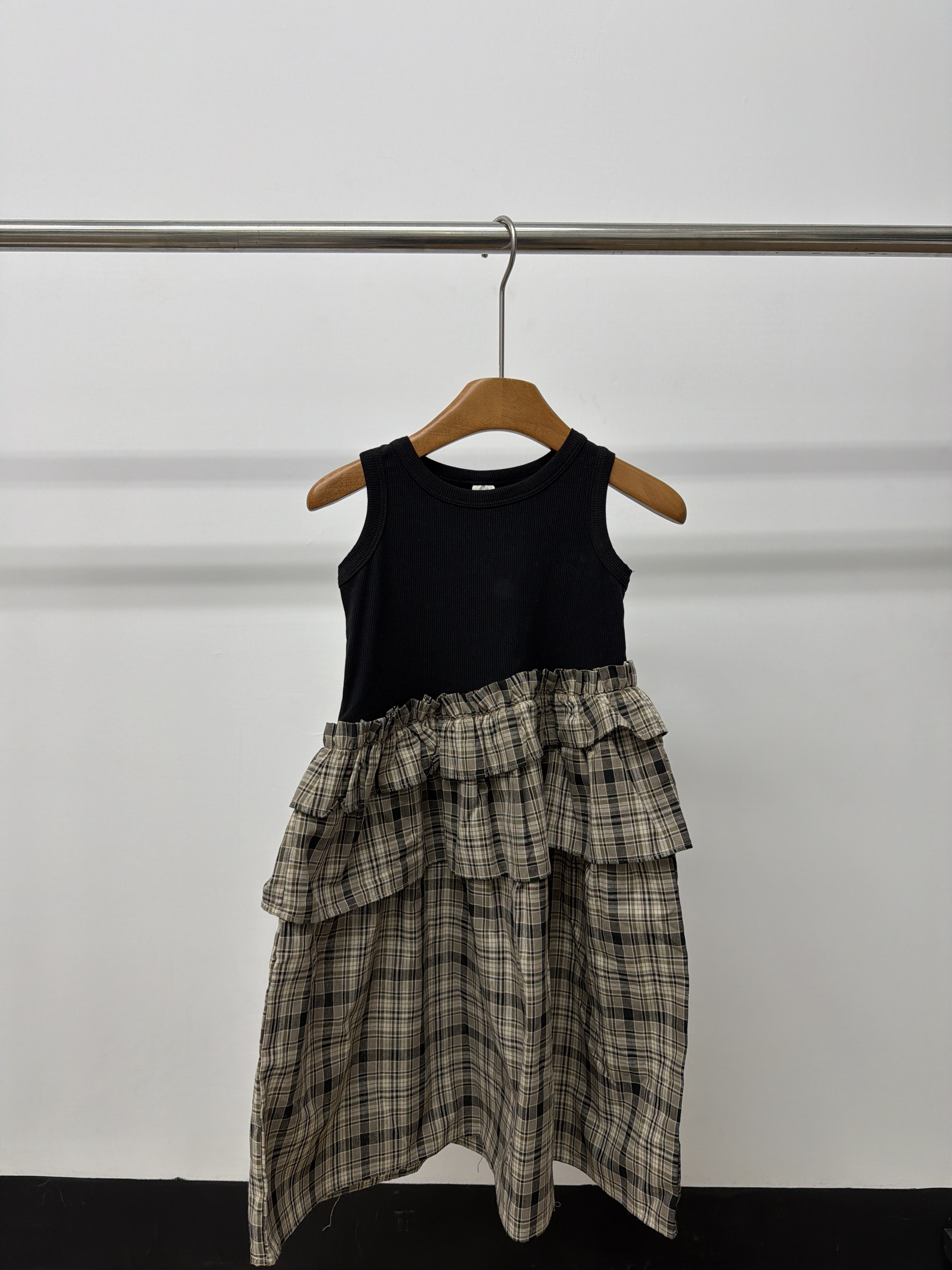 A04396設計款格紋拼接洋裝