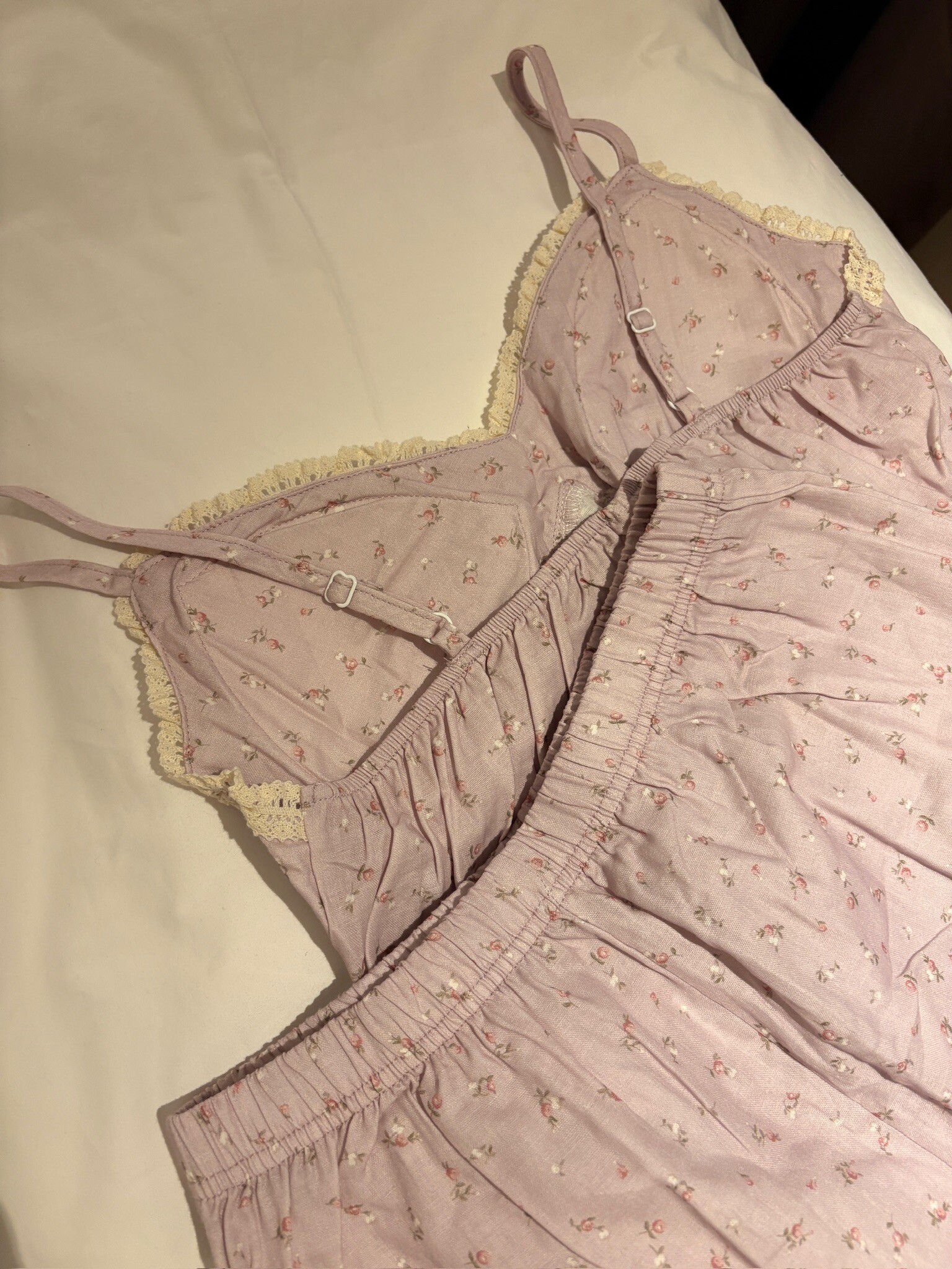 M90/ 碎花滾邊蕾絲細肩棉麻背心＋短褲 睡衣SET