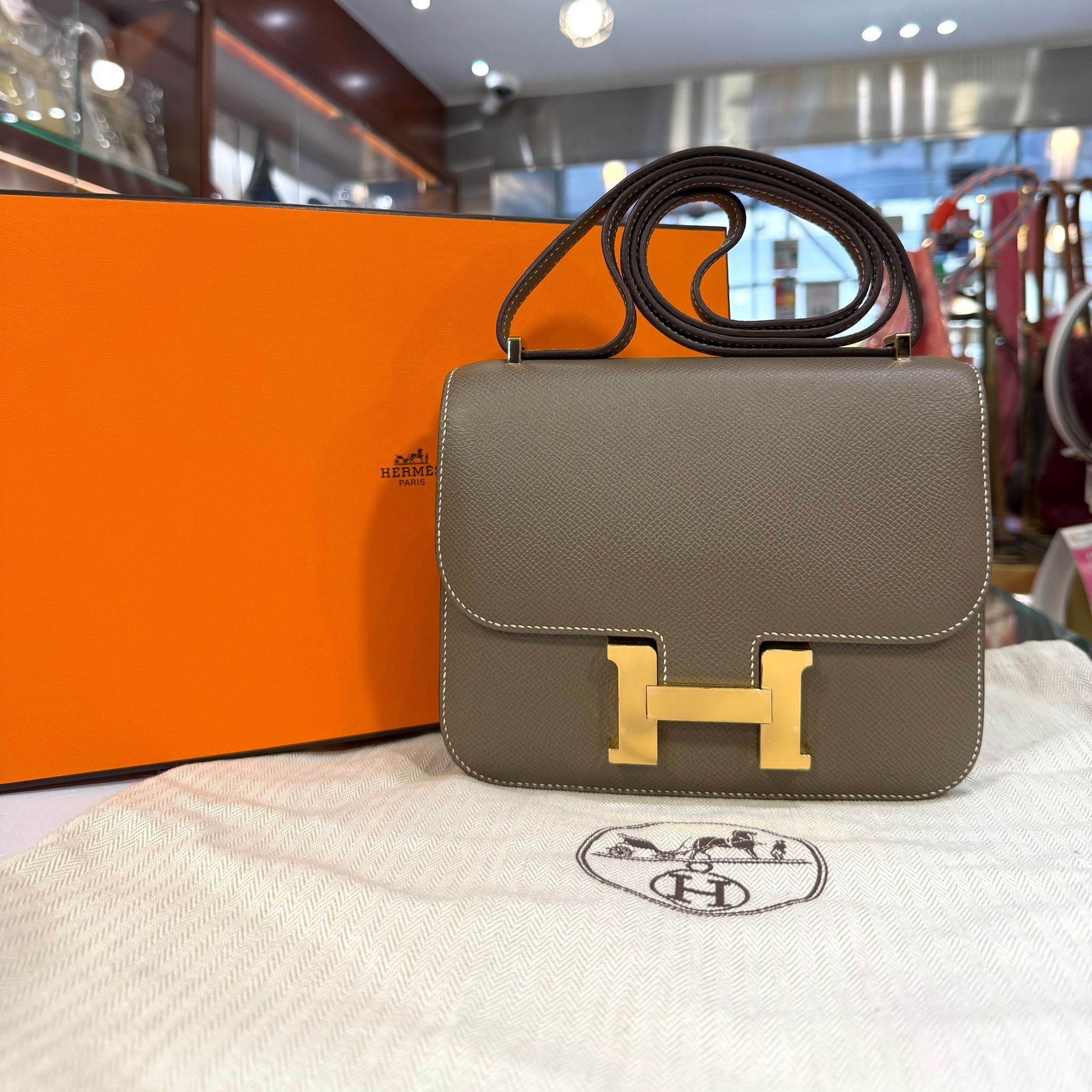 99%NEW二手MINI CONSTANCE C刻 ETOUPE EPSOM GHW 大象灰金扣 #C19 #康康包 #香榭站正品