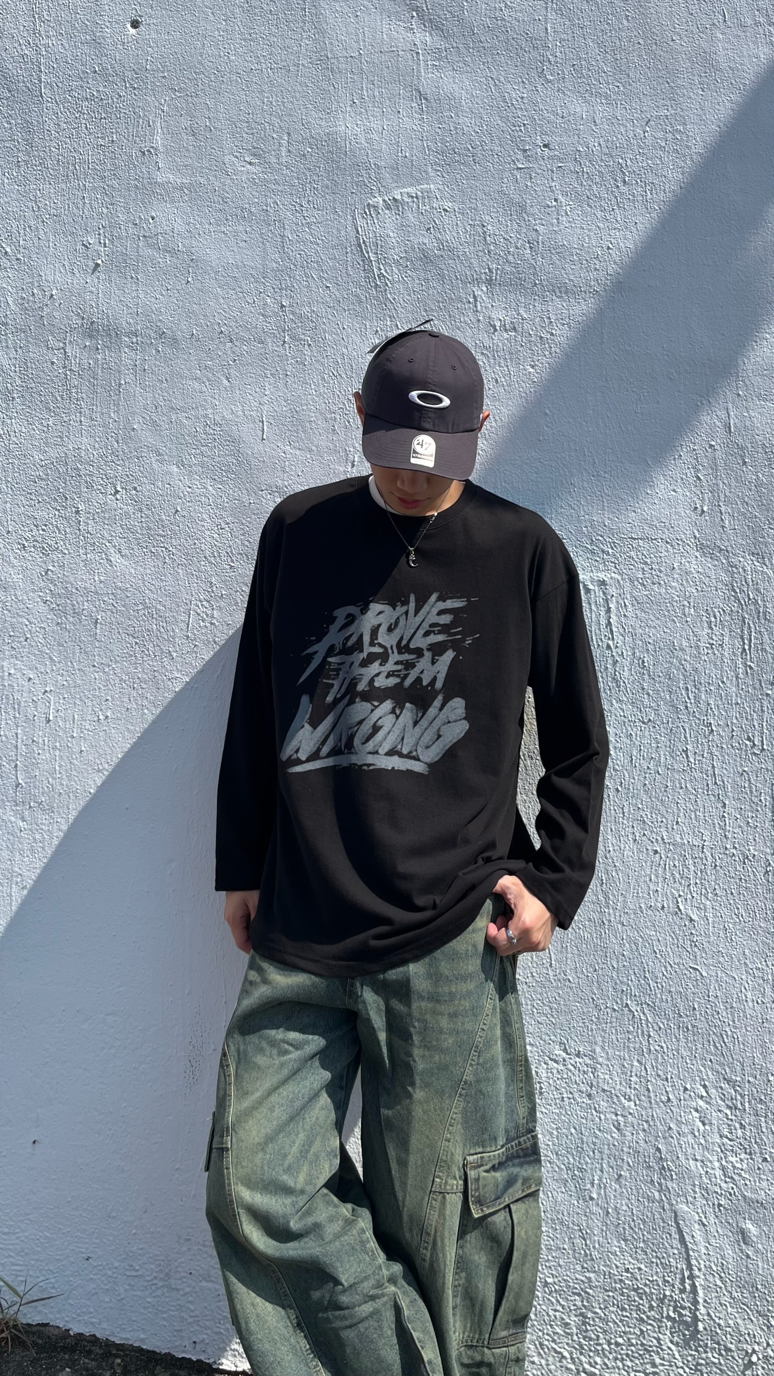 正韓 美式塗鴉薄長Tee (2colors)