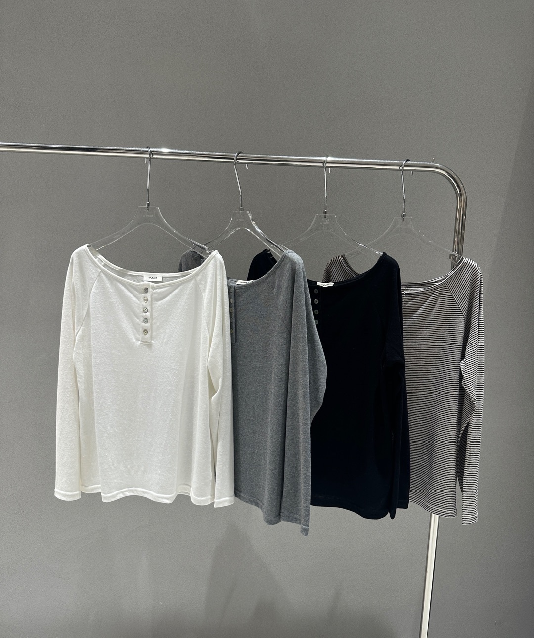 W00142一字領上衣