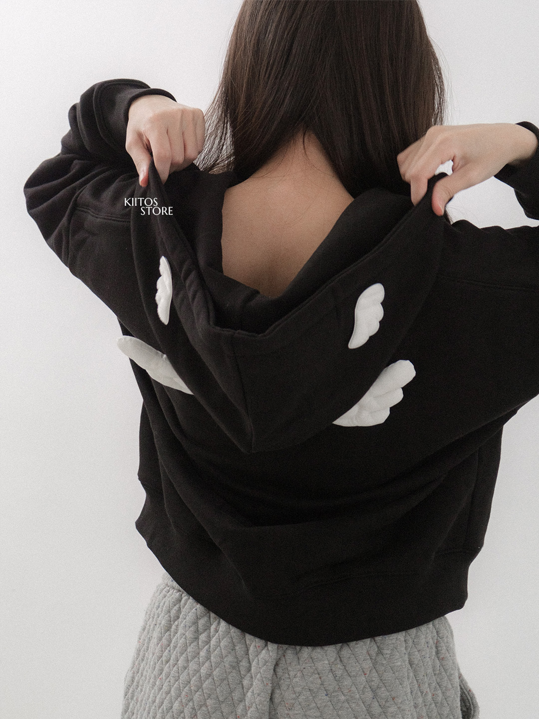 【預購】韓國 Clut Studio 立體 天使翅膀 Angel Wing Zip-Up Hoodie 愛心拉鍊 連帽 外套