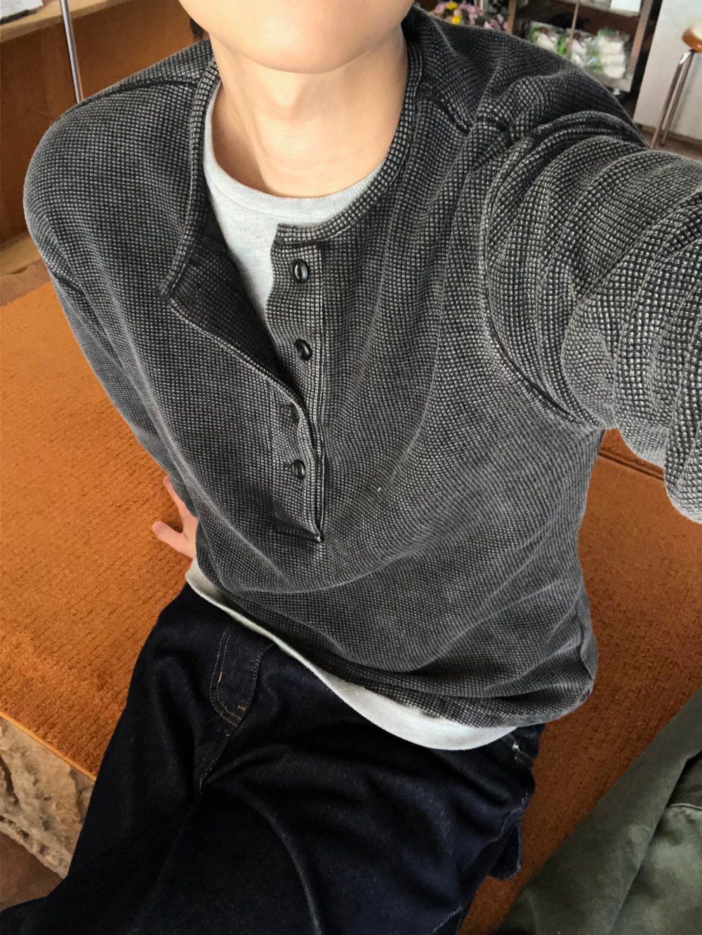 洗水淨色半開胸長袖衫 Lowell-092T