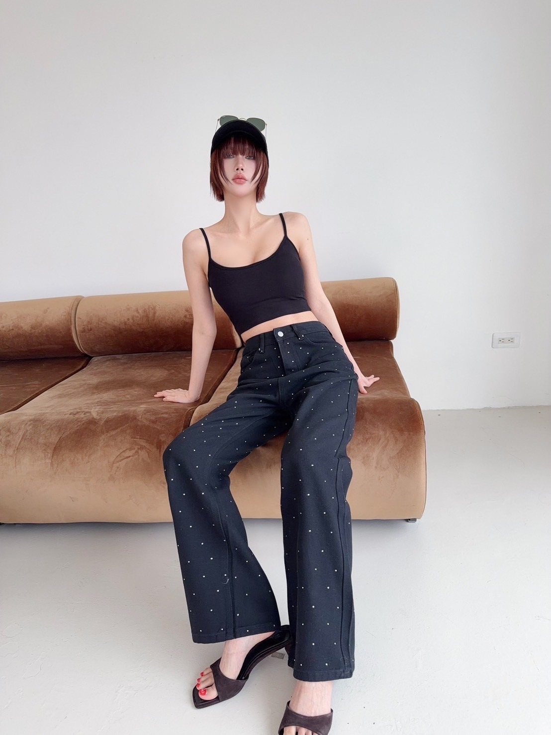 🇹🇼燙鑽直筒牛仔褲｜細節點亮・日常百搭