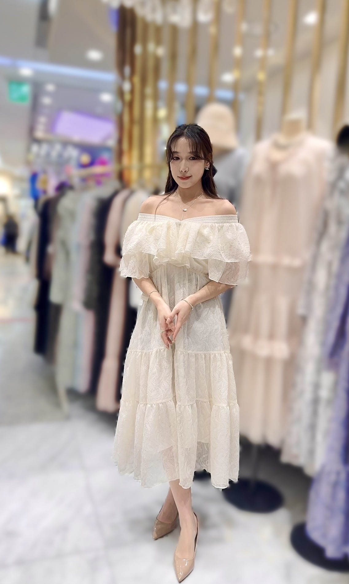 AD12 胸43 腰22-42 前長43後長48 $869[一口價]