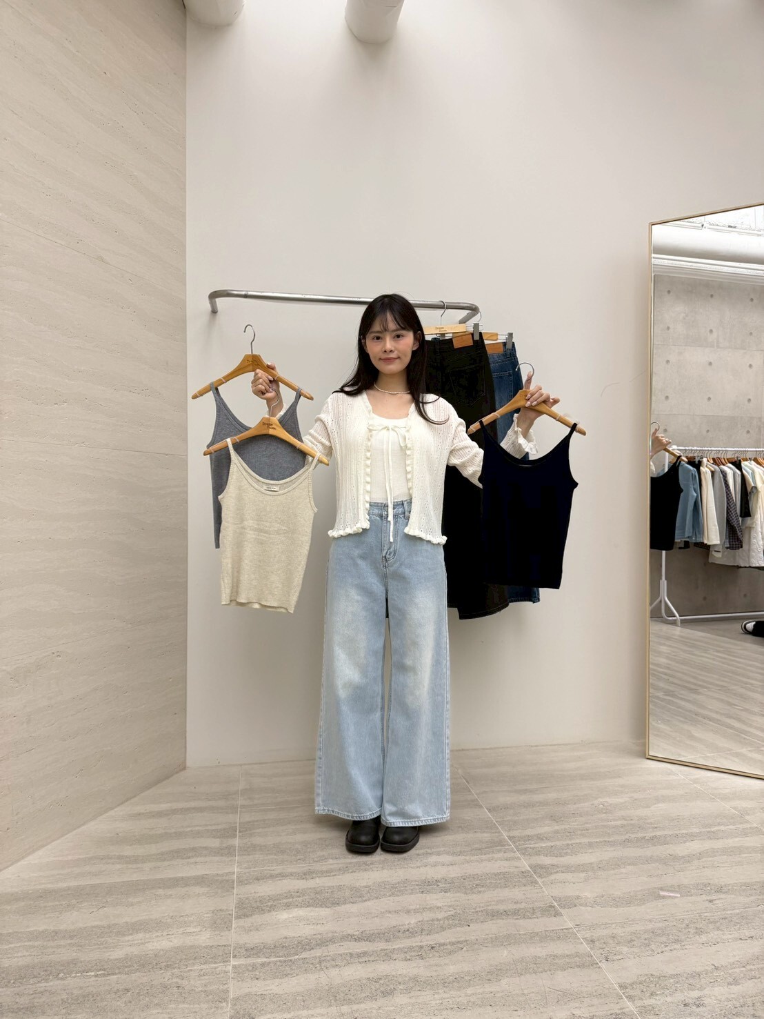 DR6003 坑紋吊帶背心