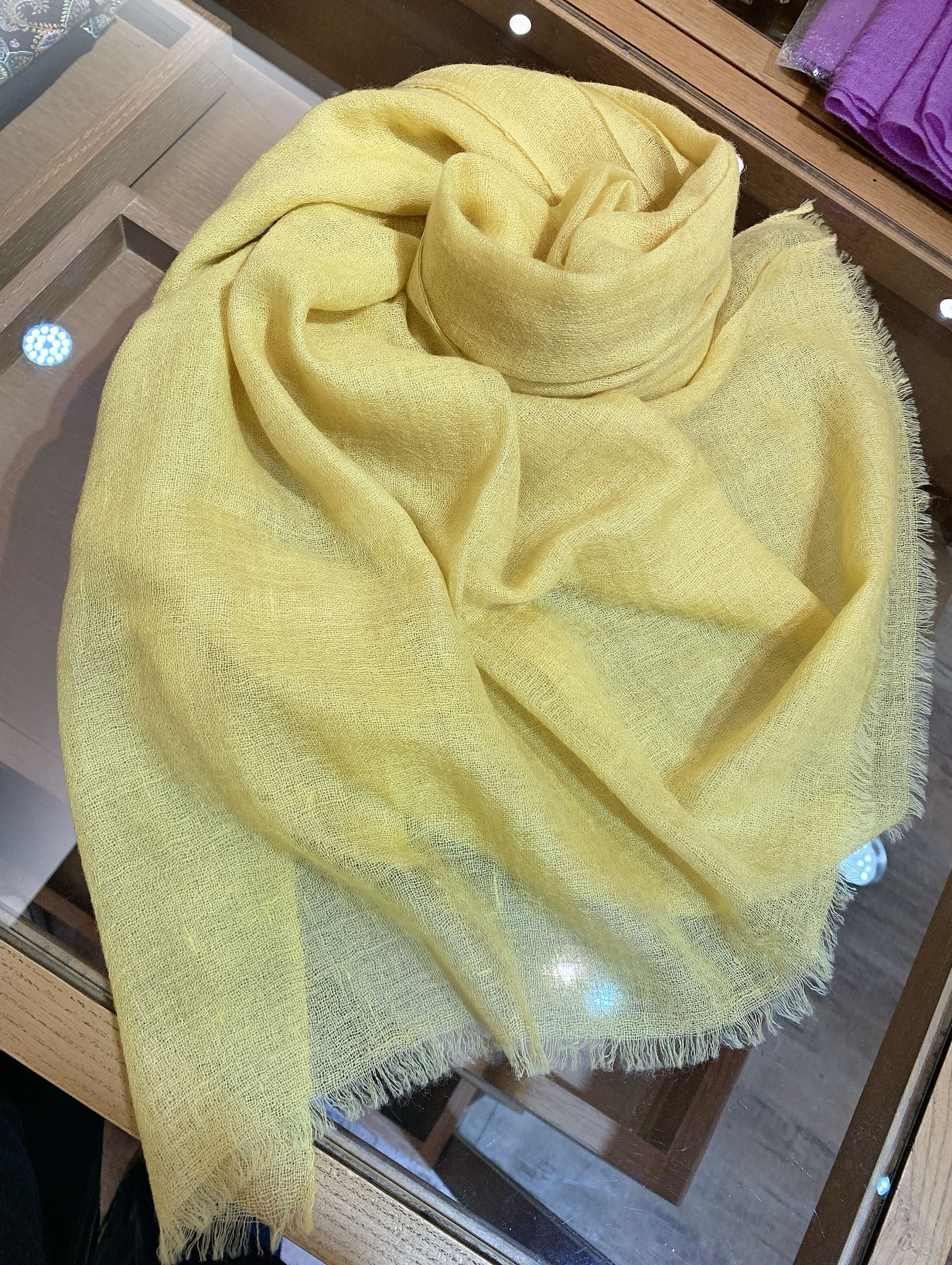 WM103 Scarfesia 淨色黃色絲巾 100%pashmina