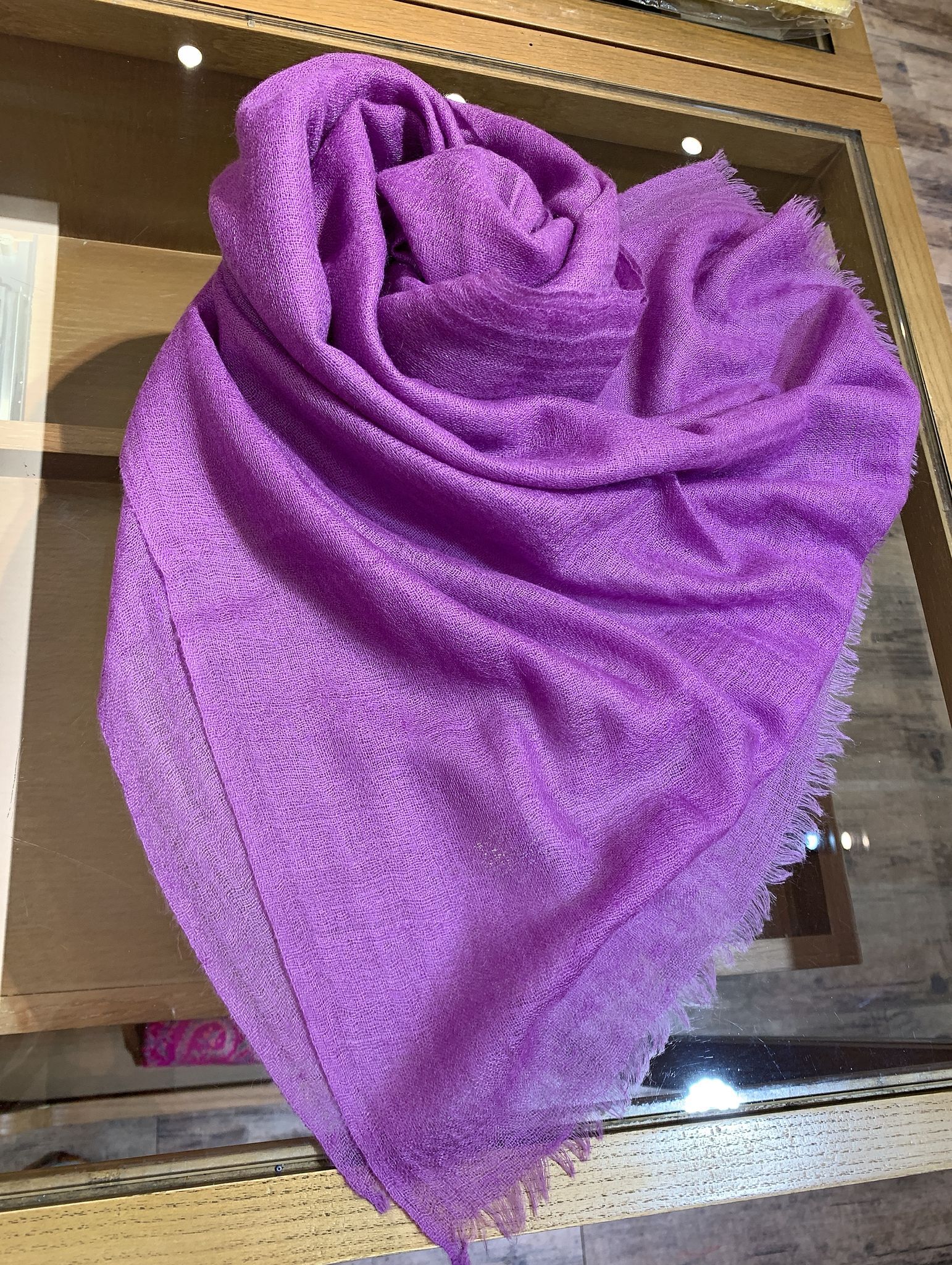 WM104 Scarfesia 淨色紫色絲巾 100%pashmina