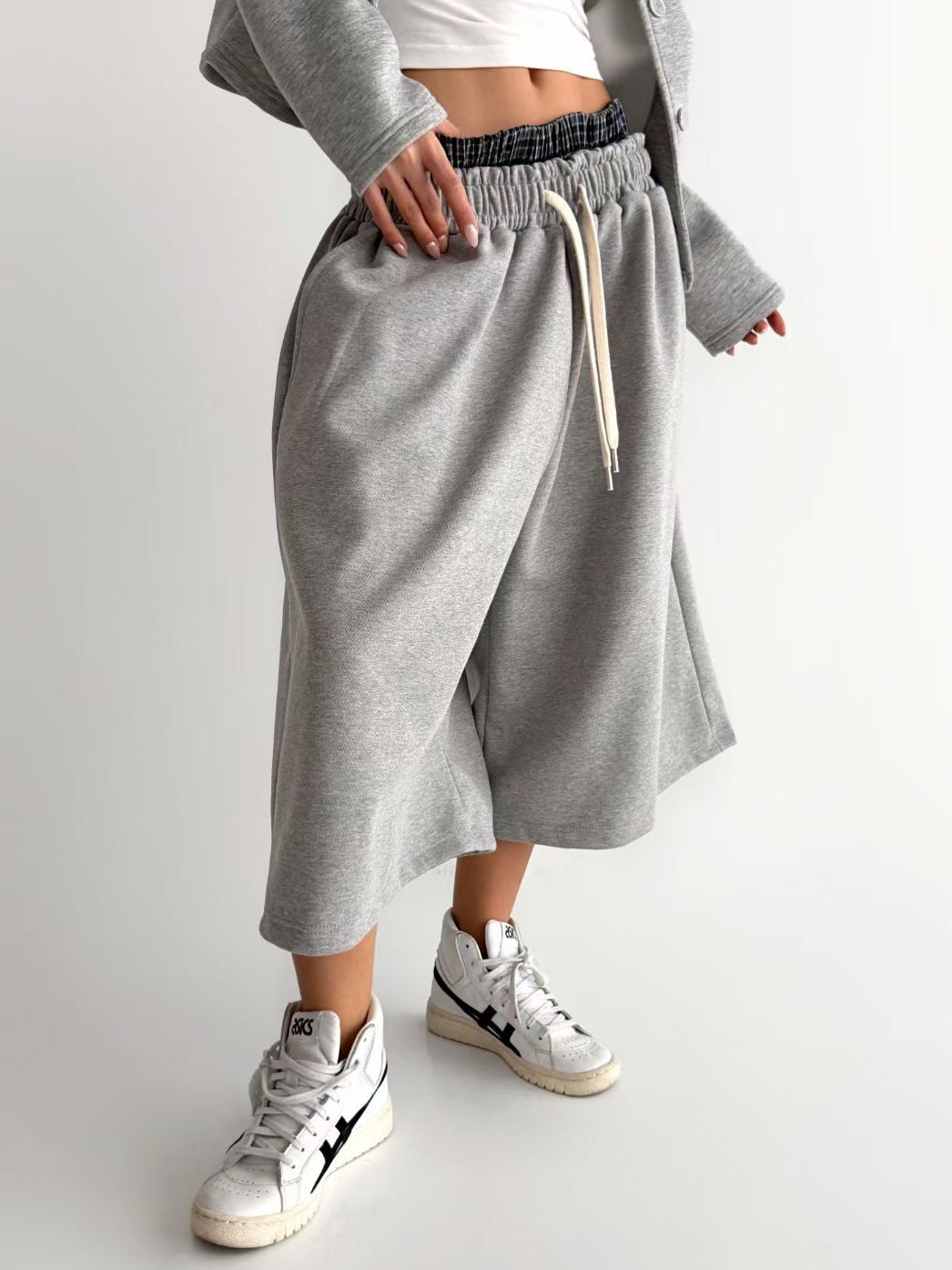 拼格仔短褲 AVOIR-013P