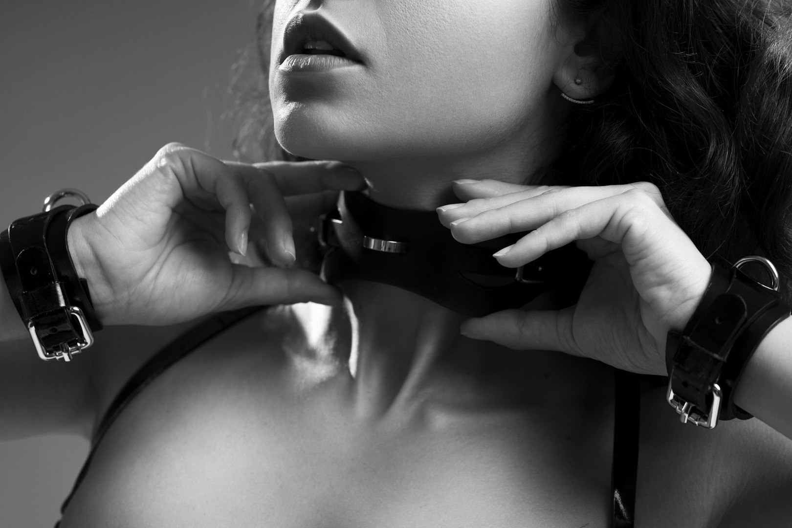 BDSM-拘束-捆綁-綁縛-封面